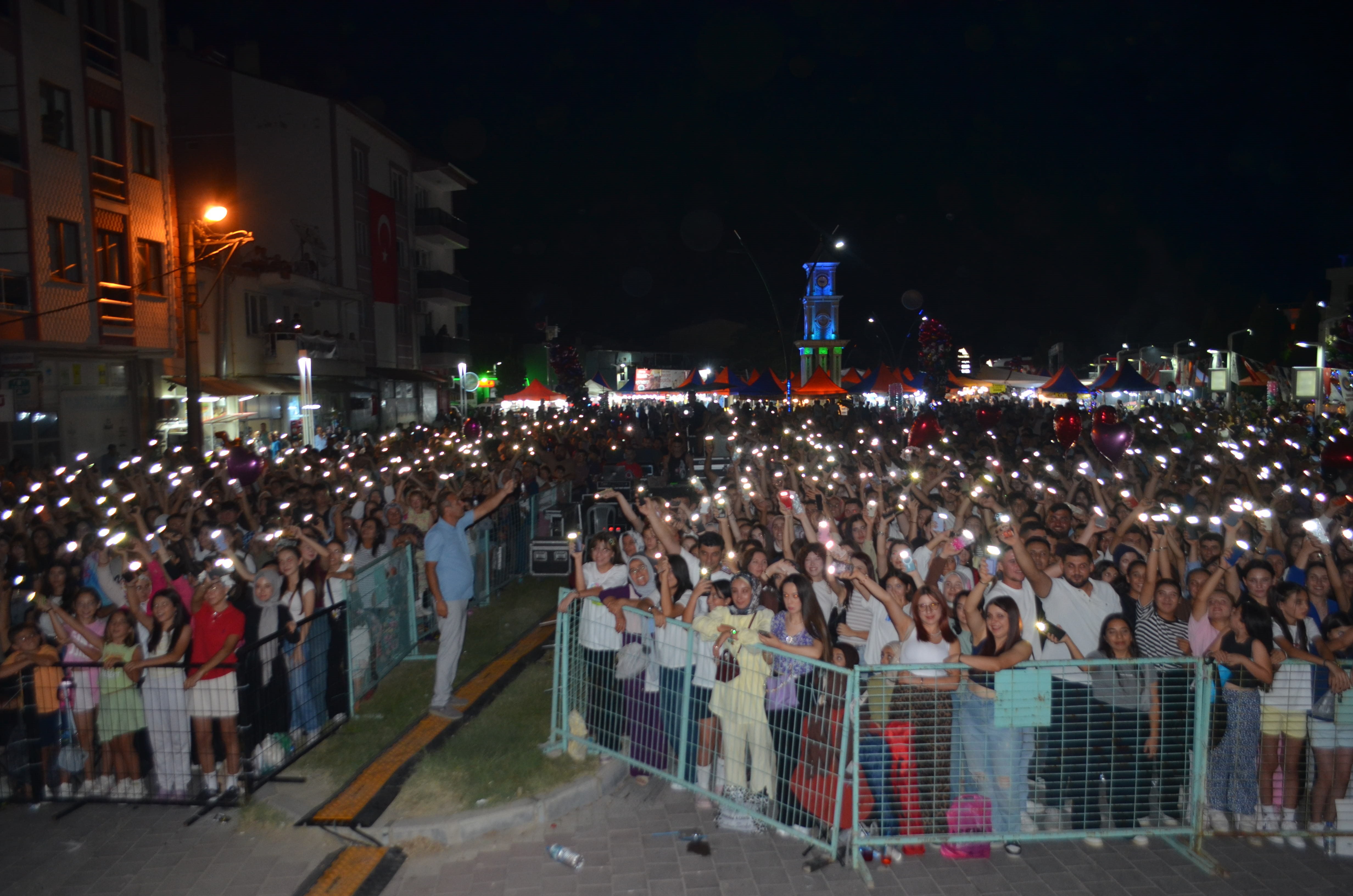 Selendi'de Sinan Akçıl rüzgarı esti