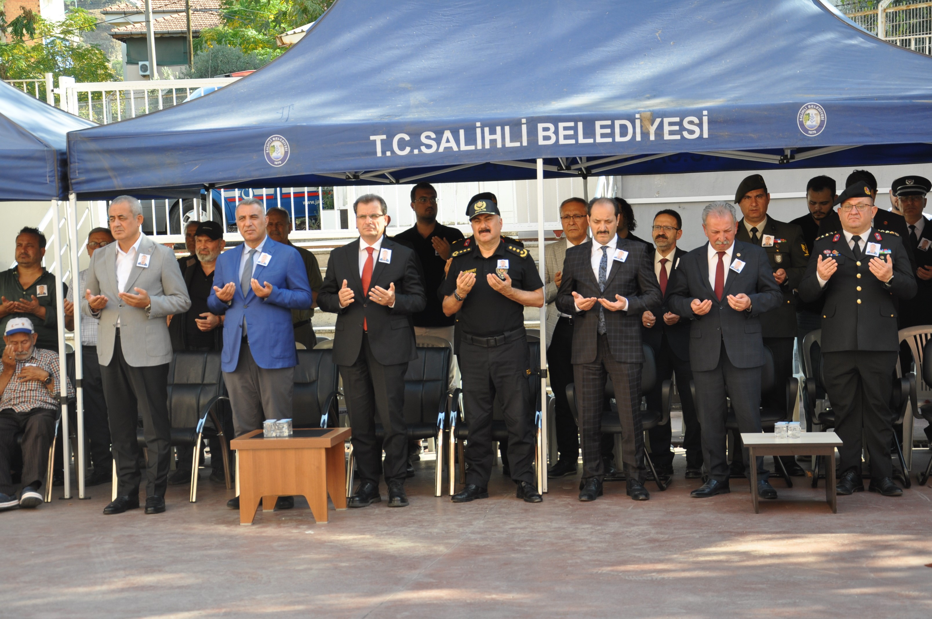 Manisa'da acı veda: Polis memuru Osman Yaman sonsuzluğa uğurlandı