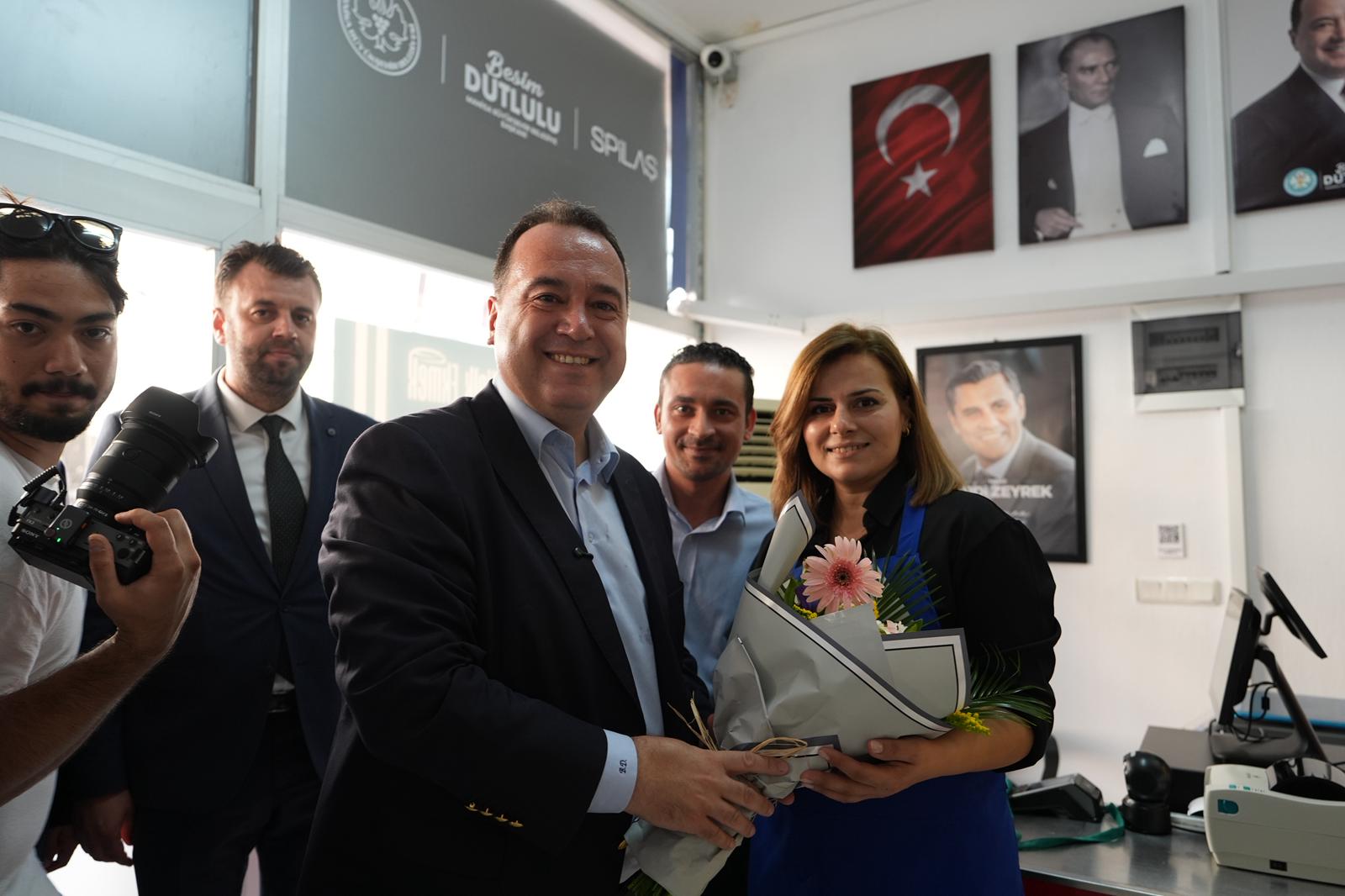 Halk Ekmek ve Halk Mandıra Ahmetli'de Hizmete Açıldı