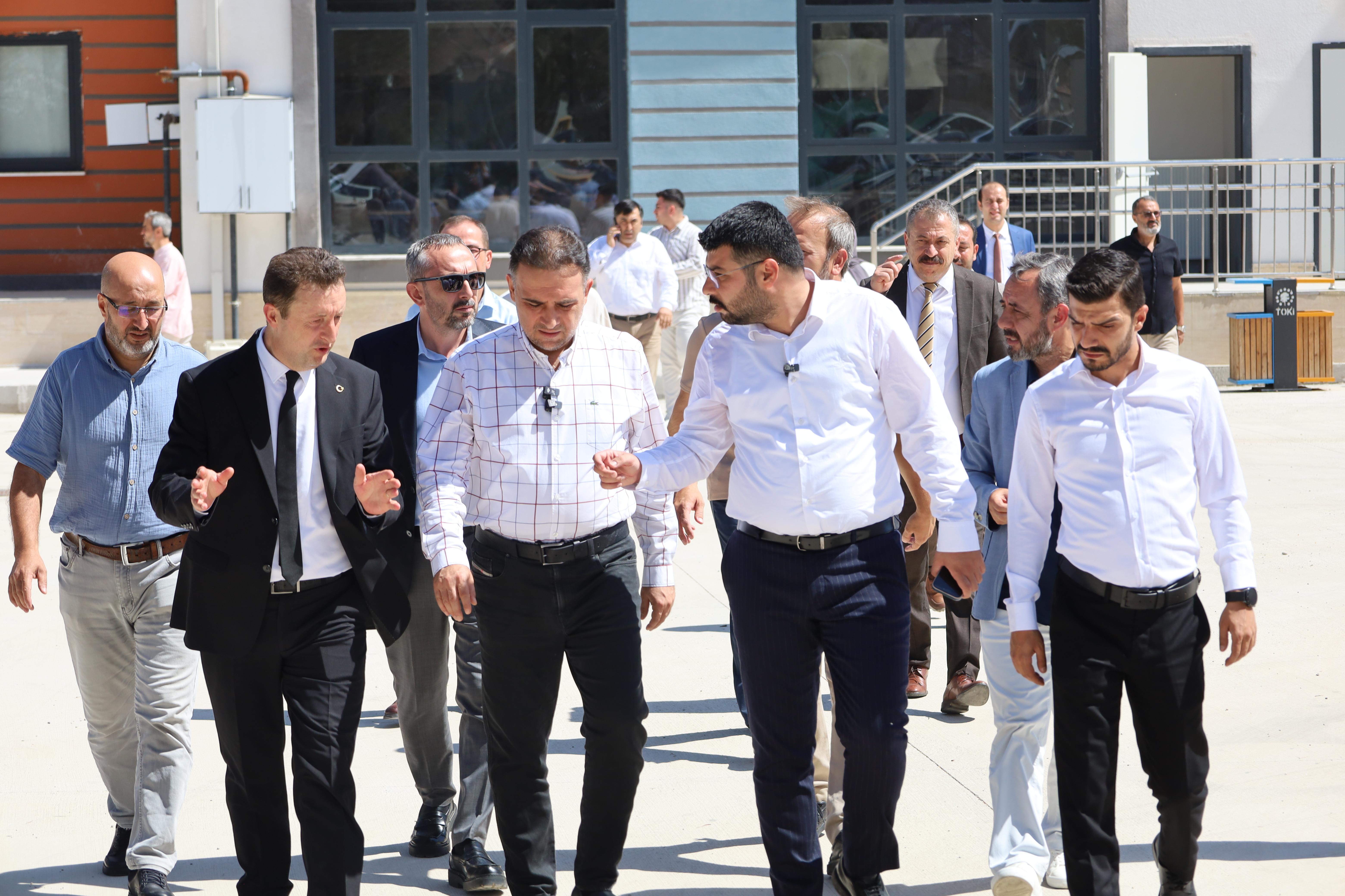Ak Parti Manisa Milletvekili Baybatur:  “Turgutlu'ya 2 Yeni Okul Kazandıracağız”