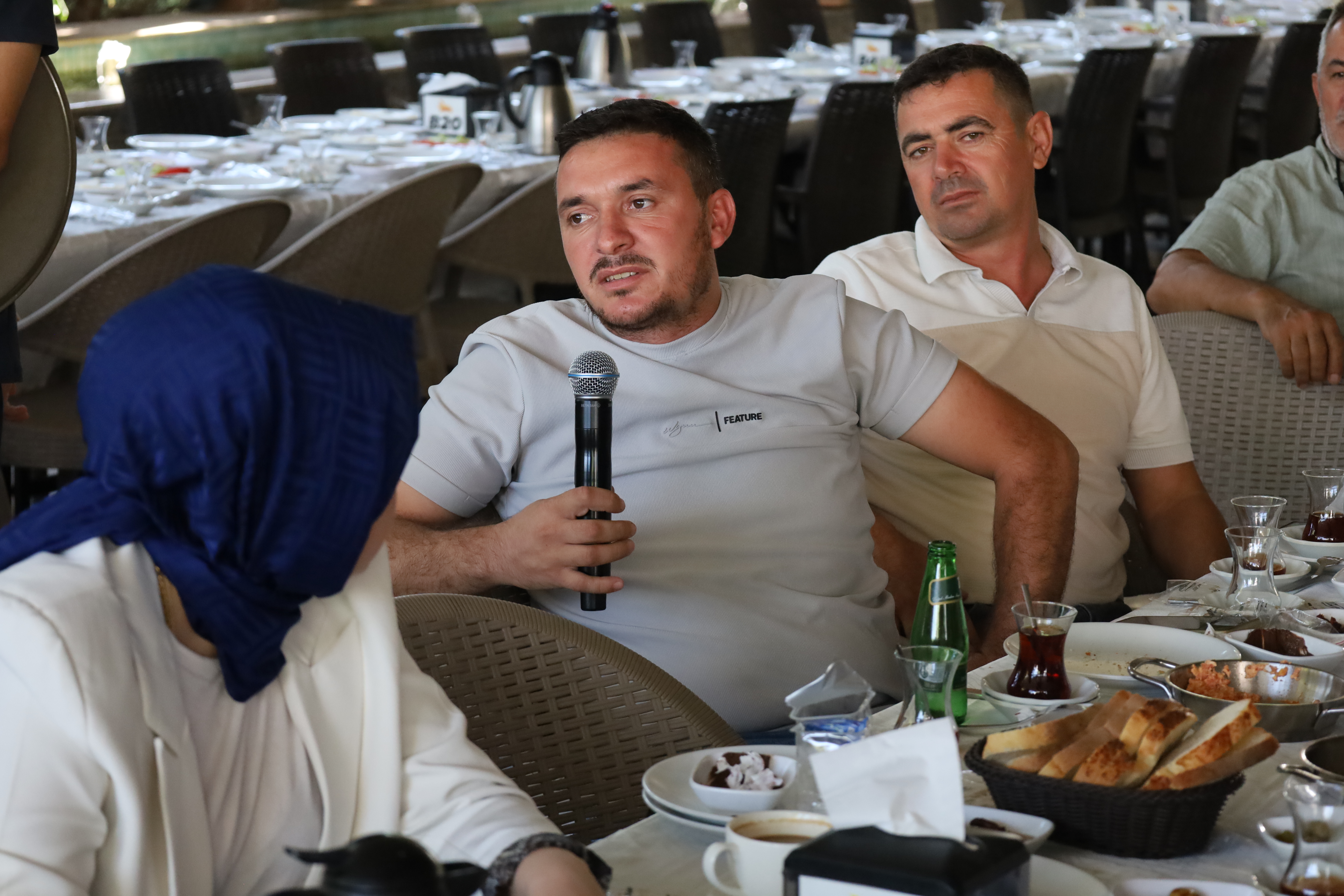 Başkan Akın Turgutlu'da Kamyoncularla Bir Araya Geldi