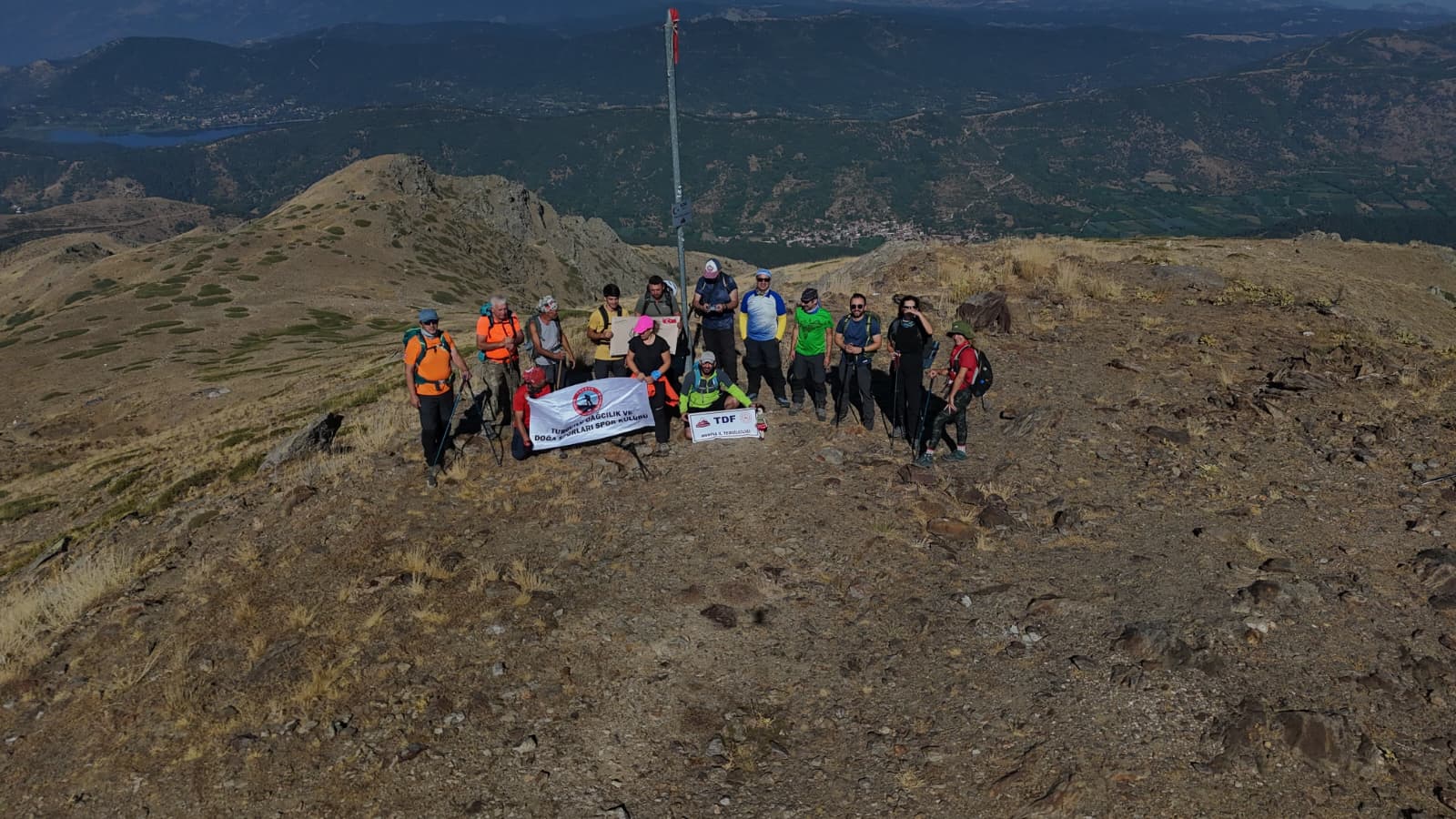 Turgutlulu dağcılardan anlamlı tırmanış