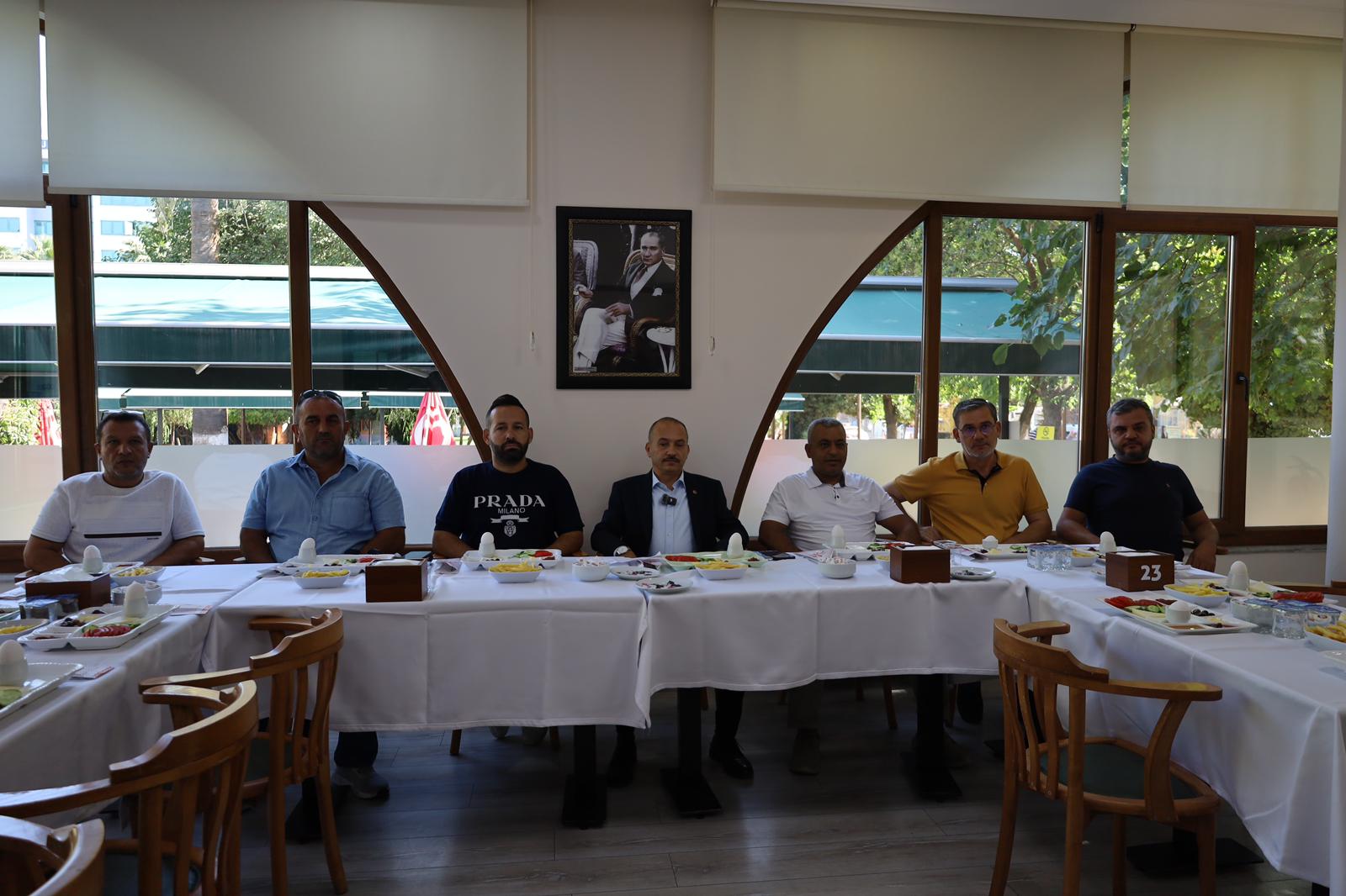 Yılmaz Zeybek, Lokantacılar Odası Başkanlığına Adaylığını Açıkladı
