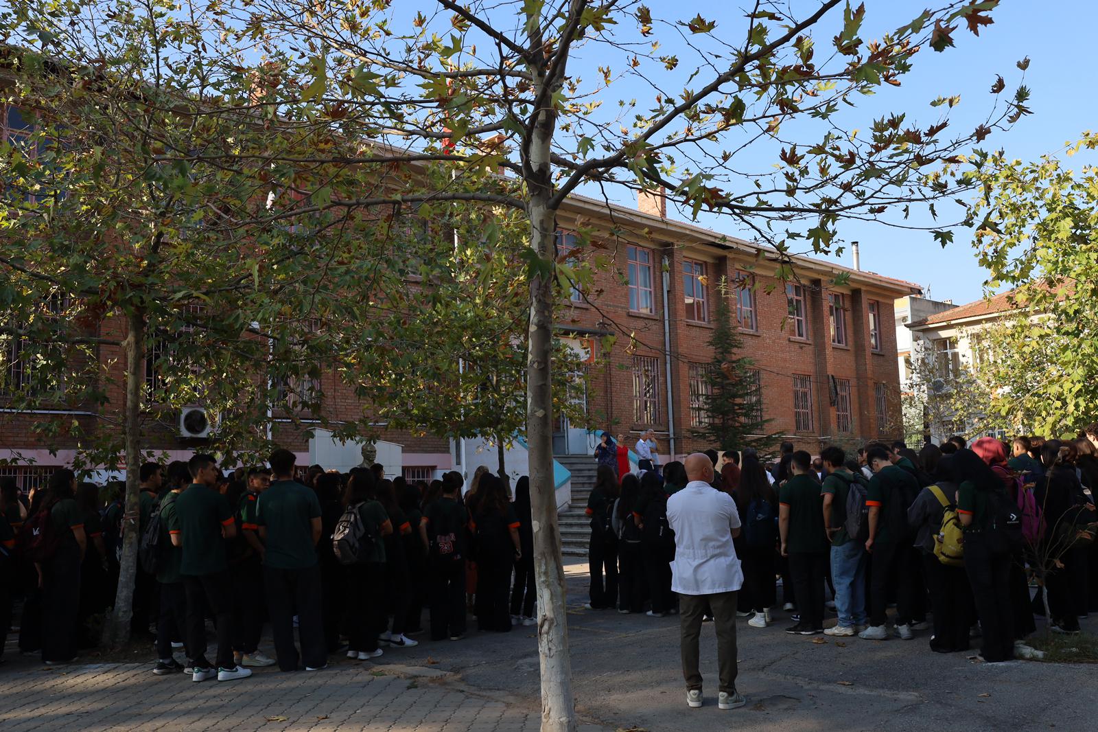 Turgutlu’da İlk Ders Zili Çaldı!