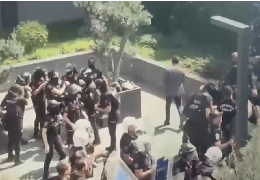 CHP’li Vekil Başevirgen Polis Müdahalesinden Etkilendi!