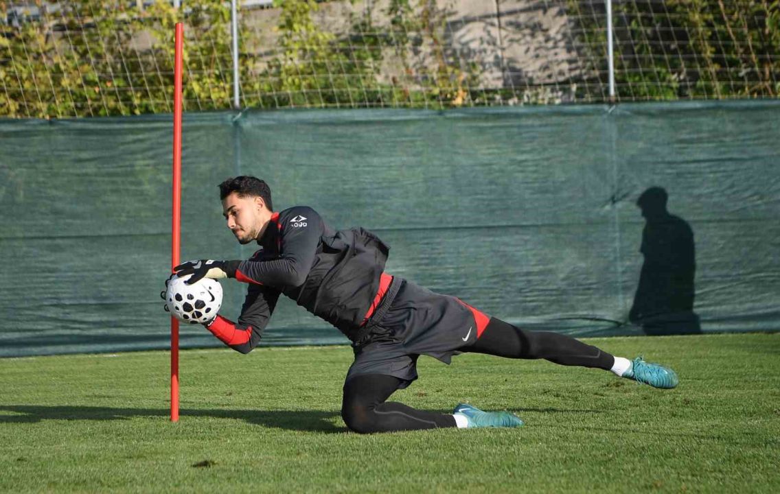 Ümit Milli Takım, Litvanya maçı hazırlıklarını Sakarya’da sürdürüyor