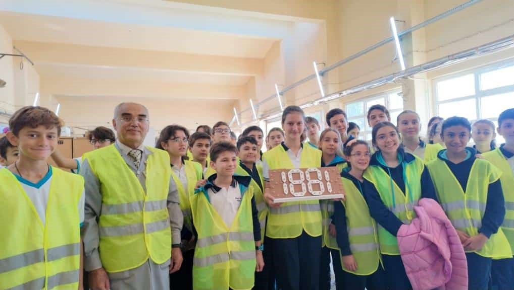 Turgutlu’da “Atölyede 1 Gün” Projesiyle Öğrenciler Geleceğin Mesleklerini Keşfetti