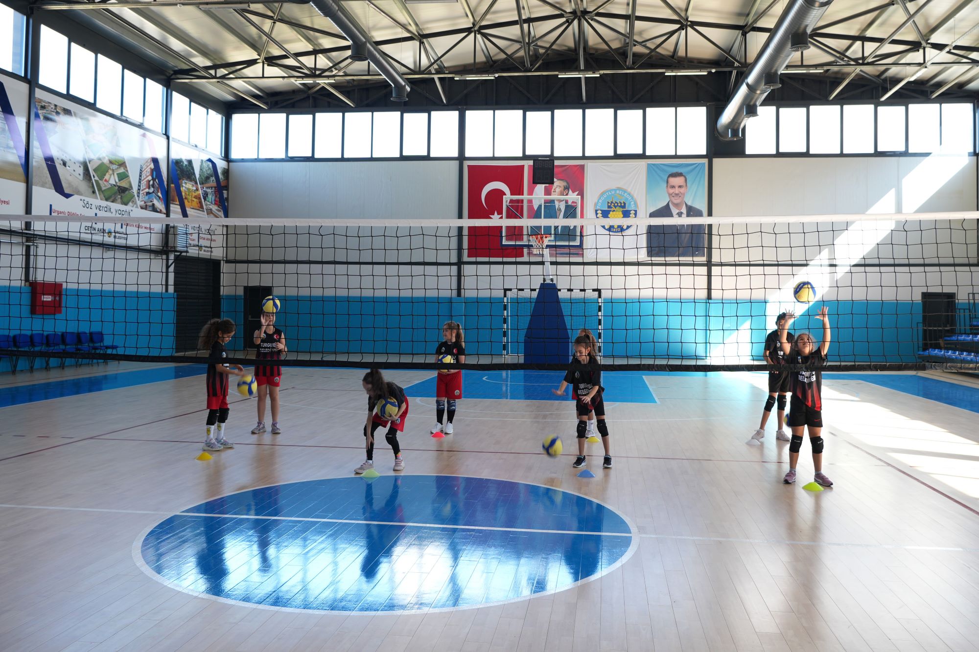 Turgutlu'da Kış Spor Okulları Başladı, Kayıtlar Devam Ediyor