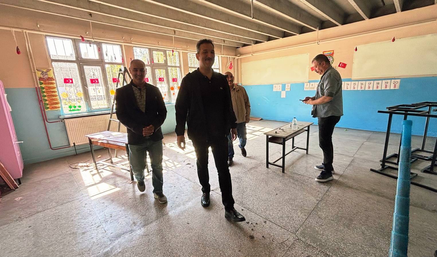 İl Milli Eğitim Müdürü İnceledi; Turgutlu’da 2 okul yeniden inşa edilecek
