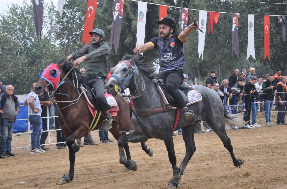 Çaylı Rahvan At Yarışları Yağmura Rağmen Nefes Kesti