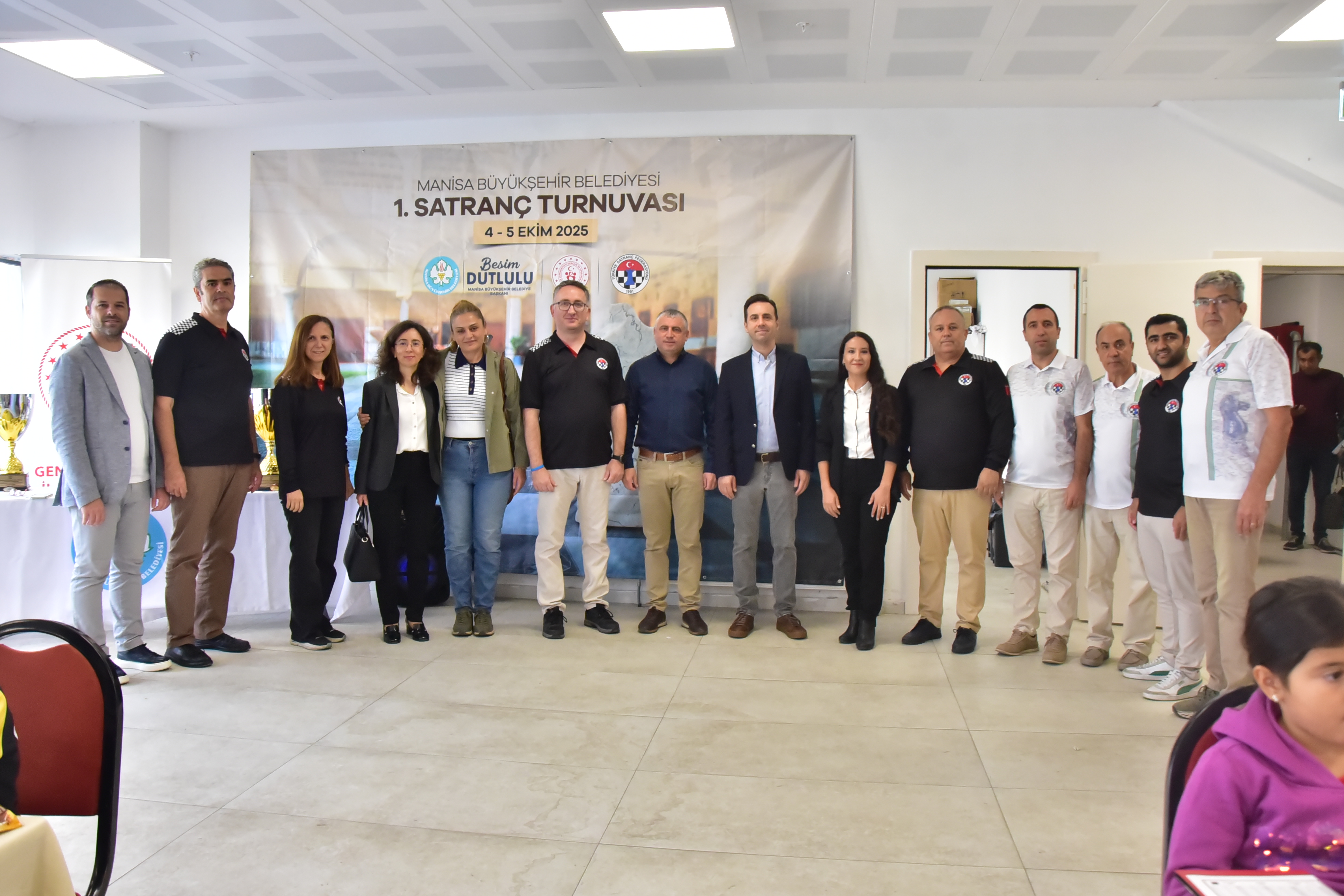 Manisa’da Satranç Turnuvası Ödülleri Sahiplerini Buldu