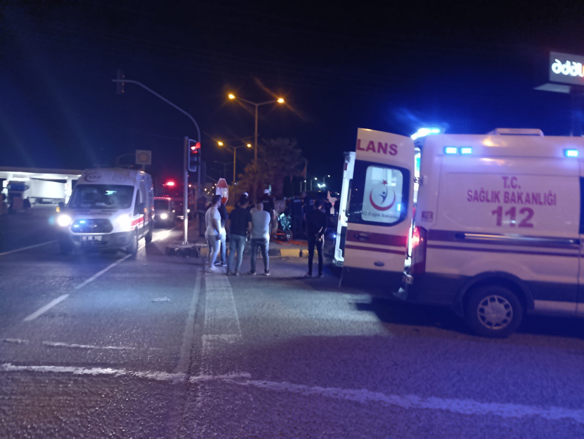 Turgutlu'da TIR ile otomobil çarpıştı: 1 ölü 3 yaralı