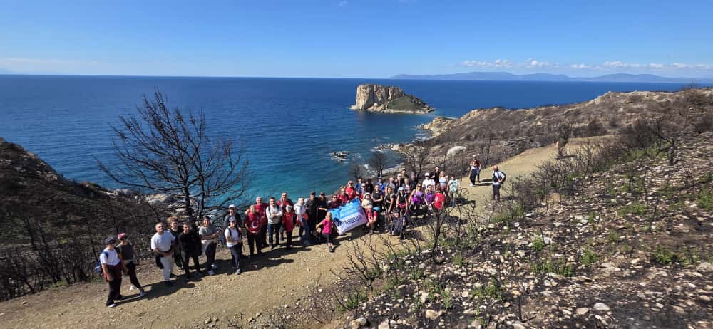 TURBELDAK sezonun ilk yürüyüşünü  Seferihisar’da gerçekleştirdi