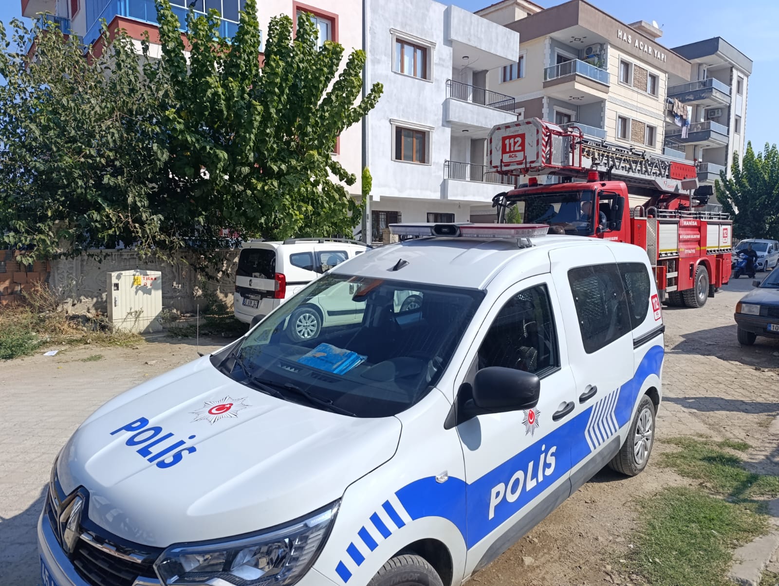 Turgutlu'da ekipleri alarma geçiren ihbar: Hastaneye kaldırıldı