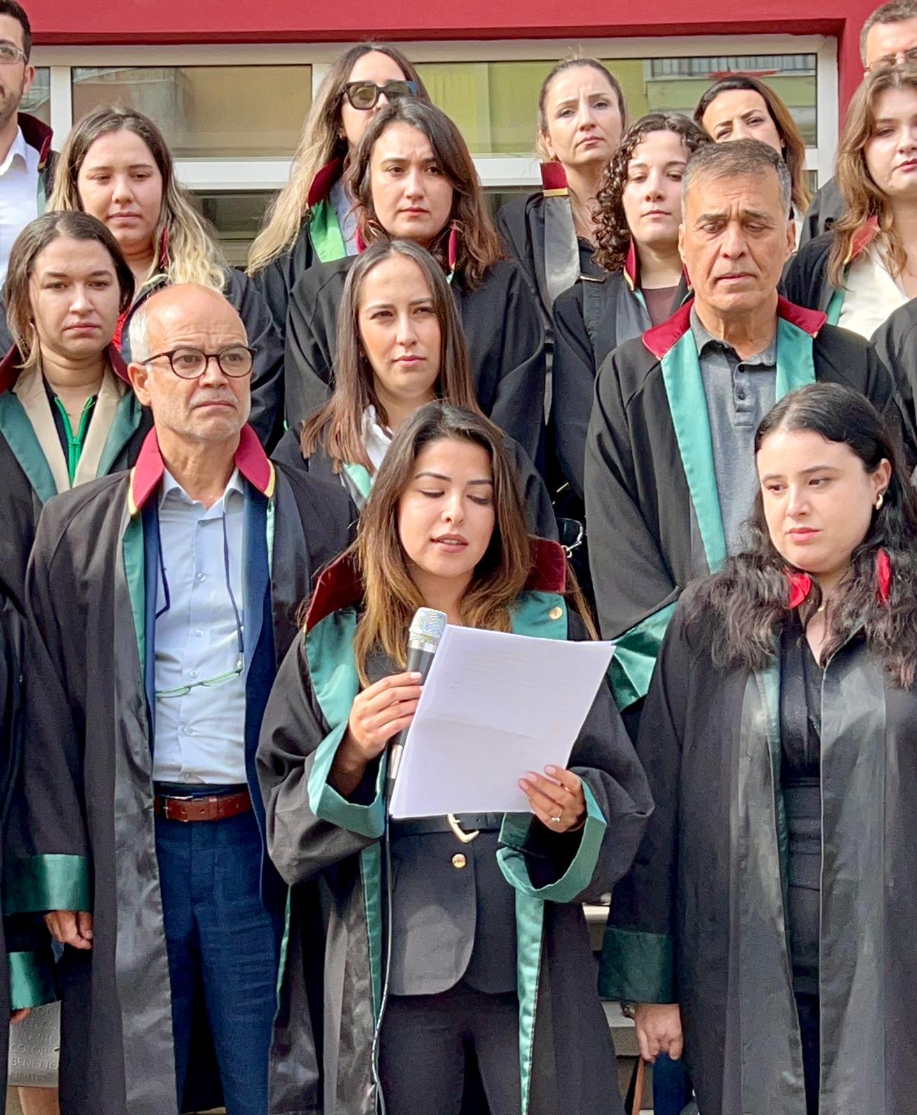 Turgutlu Avukatlarından Kadın Cinayetlerine Tepki: “Bir Kişi Daha Eksilmeyeceğiz!”