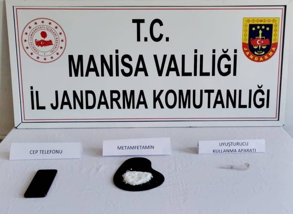 Manisa’da 7 ilçede uyuşturucu operasyonu: 11 tutuklama