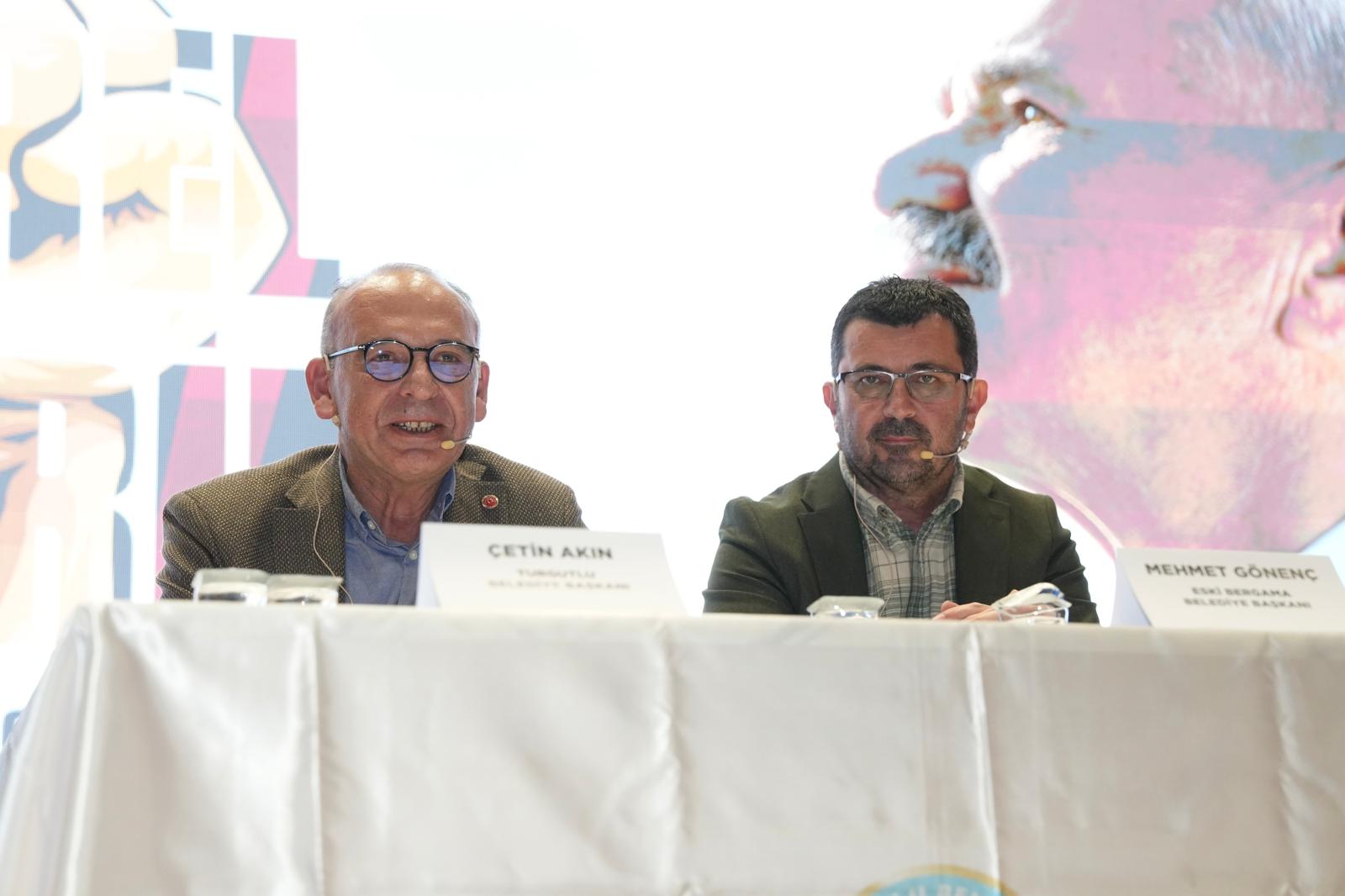 Turgutlu’da “Yerel Devrim” Rüzgârı: Osman Özgüven Belgeseline Yoğun İlgi