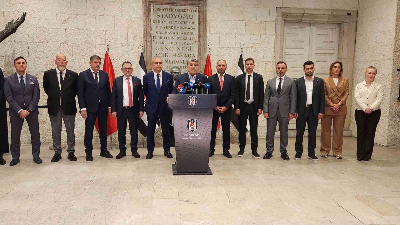 Beşiktaş başkanı Adalı: "Kim başkan olmak istiyorsa buyursun çıksın"