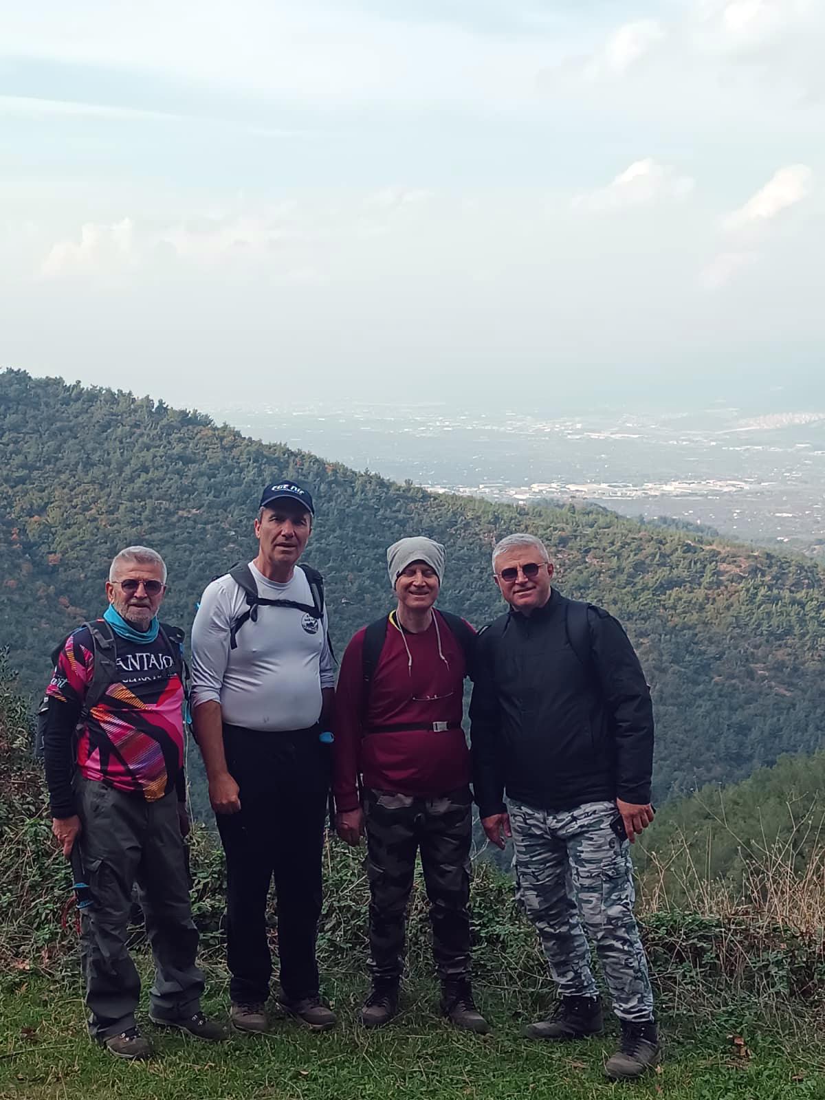Zirve Dağcılık’la Kemalpaşa - Ören Kanyonu’nda Sonbahar Yürüyüşü
