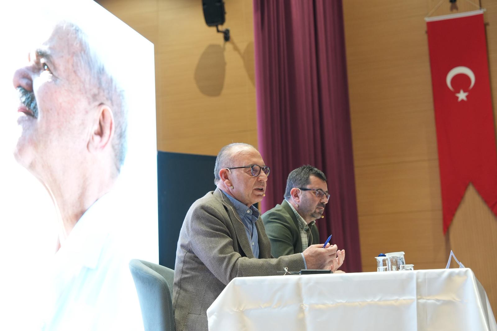 Turgutlu’da “Yerel Devrim” Rüzgârı: Osman Özgüven Belgeseline Yoğun İlgi