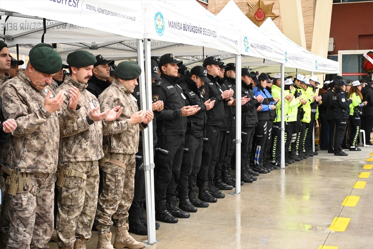 Şehit polis Hatice Ünal için Manisa Emniyeti'nde cenaze töreni düzenlendi