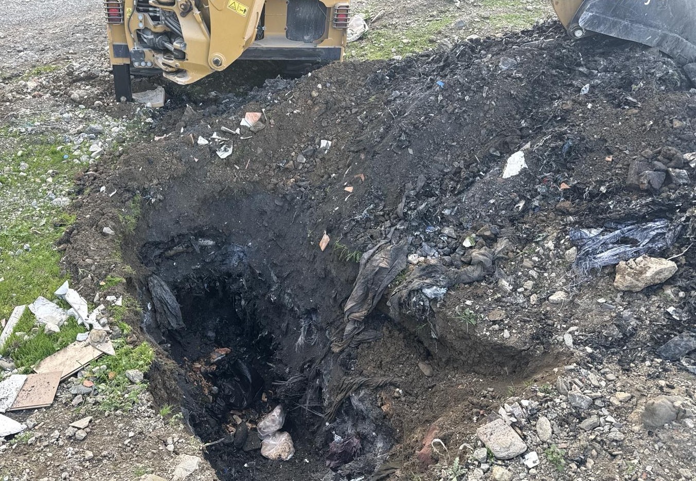 Manisa'da Halk Sağlığını Tehdit Eden İşletme Mühürlendi: 150 Kilo Bozuk Tavuk İmha Edildi