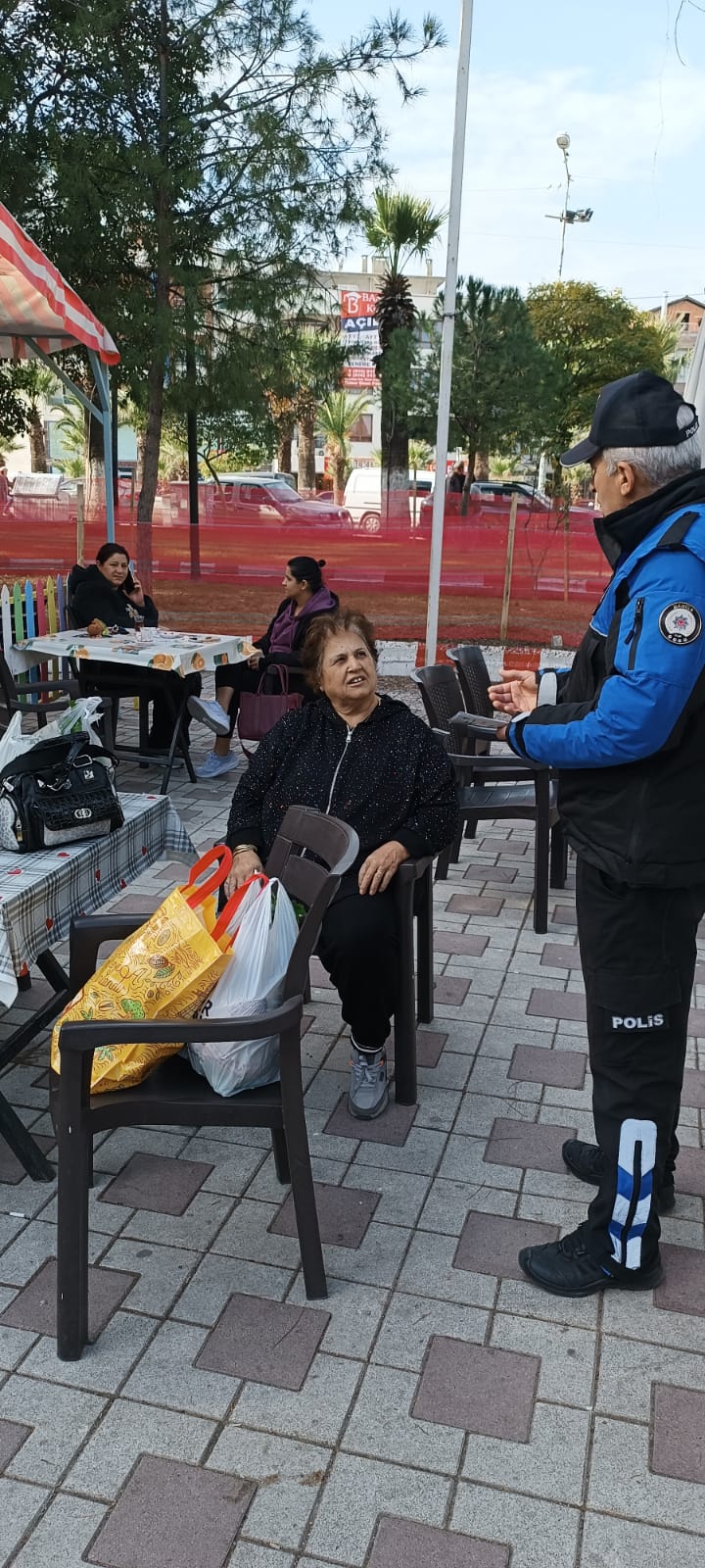 Turgutlu İlçe Emniyetten Karpuz Kaldıran Parkı'nda Dolandırıcılık Uyarısı