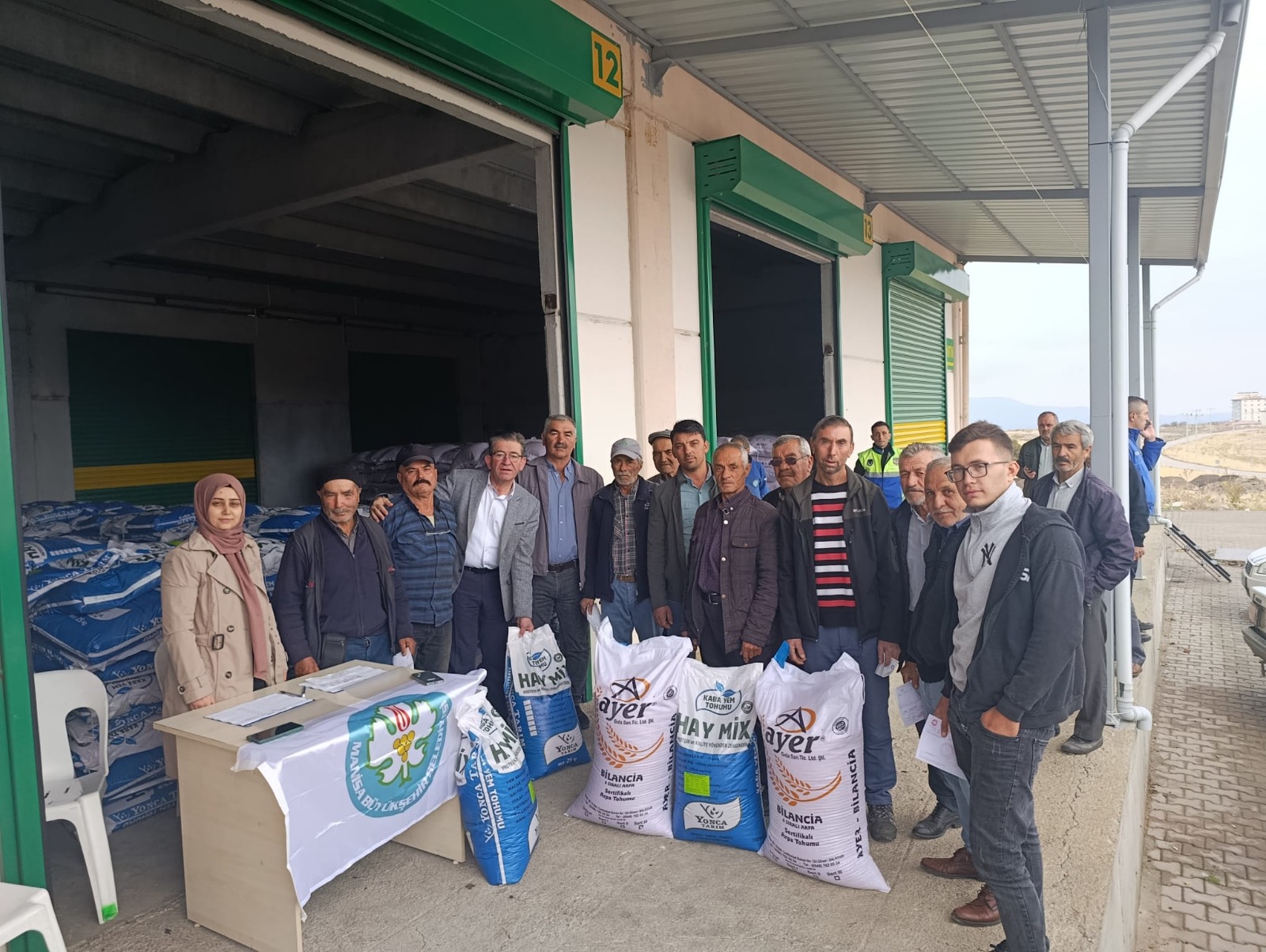 Büyükşehir’den Üreticilere 525 Ton Hububat ve Yem Tohumu Desteği