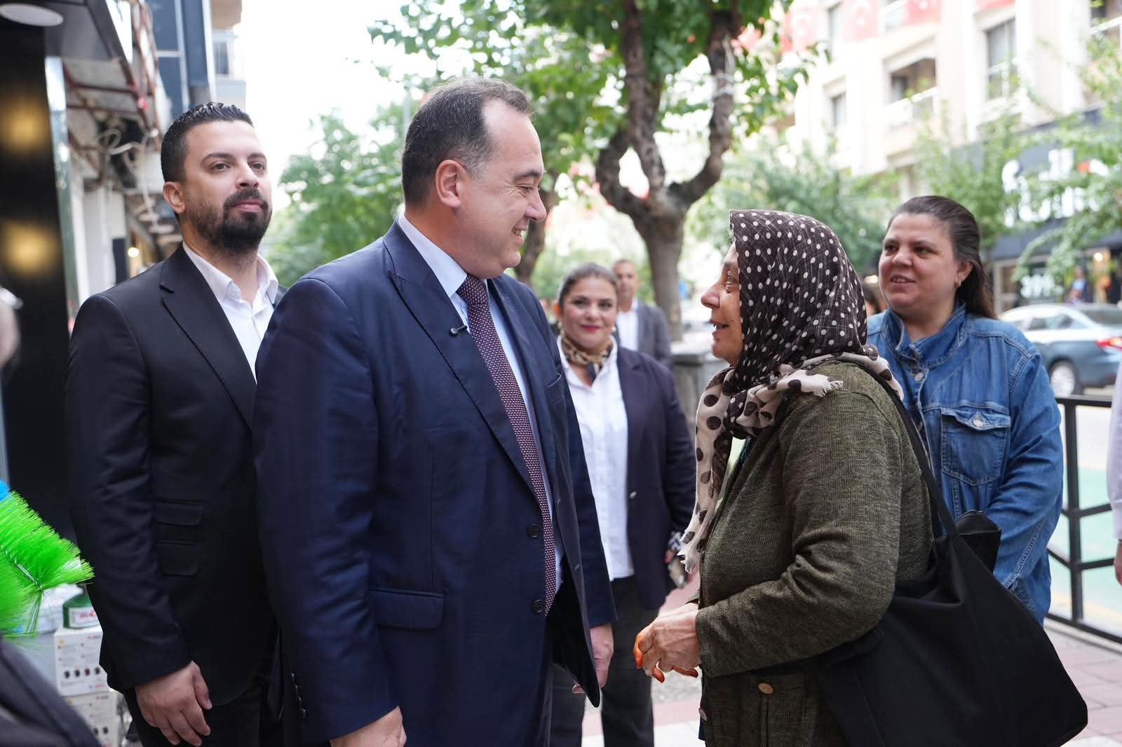Başkan Dutlulu, Halkın İçinde Olmaya Devam Ediyor