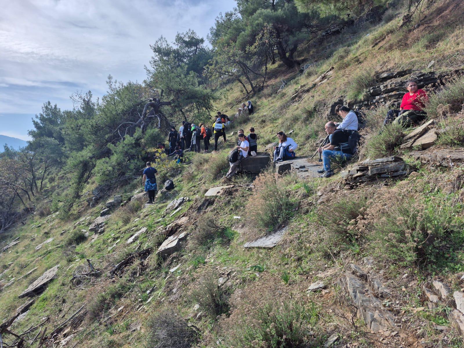 Turgutlu Zirve Dağcılık Sezona Efeler Yolu’nda “Merhaba” Dedi