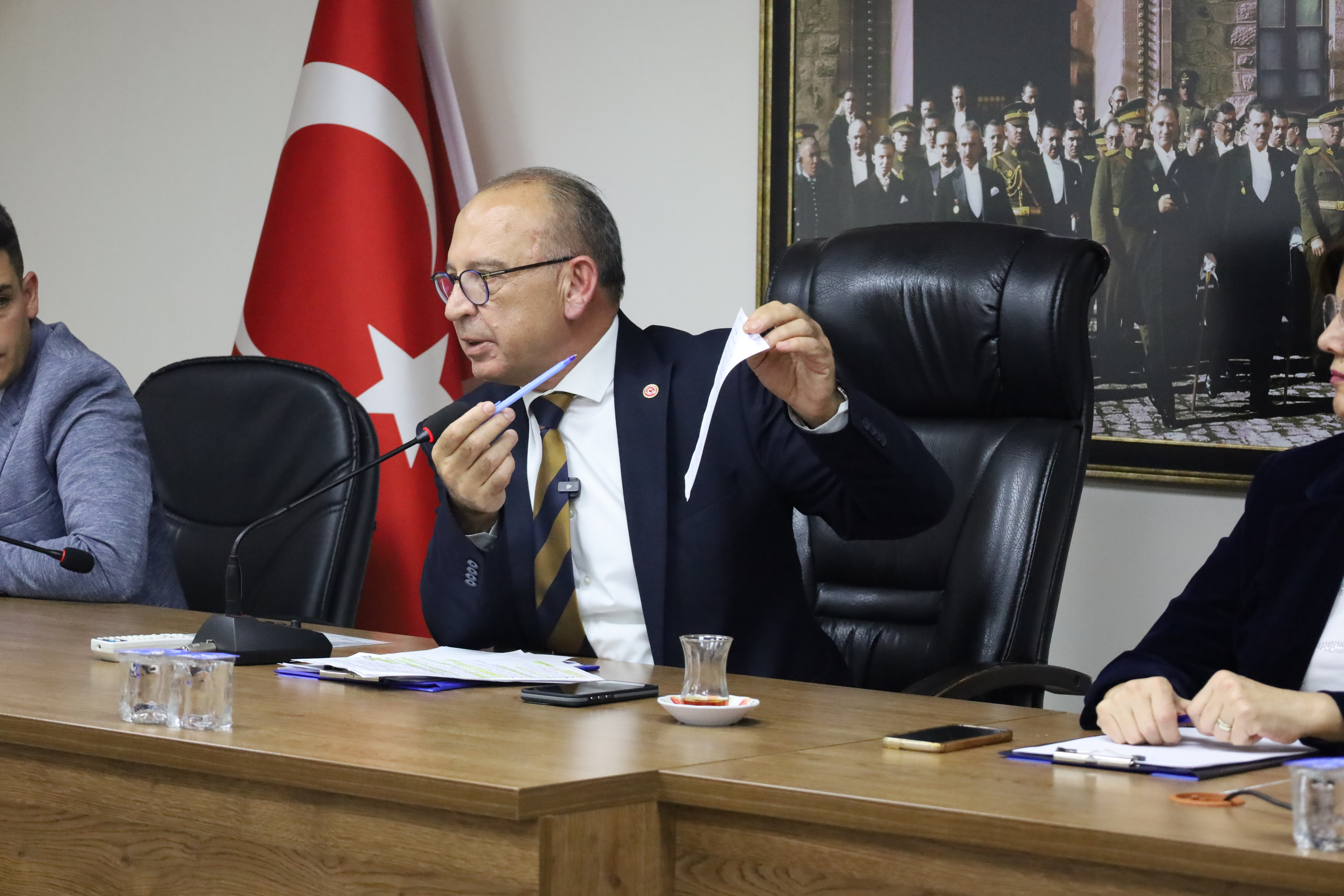 “Ruhsatlar Geç Veriliyor” İddiasına Başkan Akın'dan Belgeli Yanıt