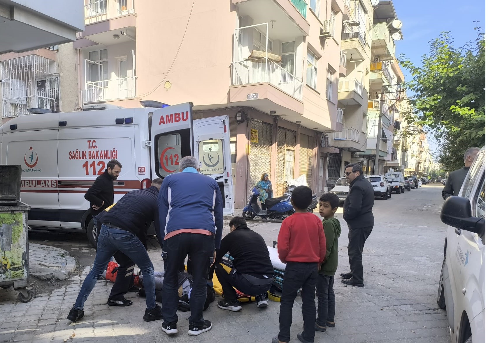 Turgutlu'da otomobil ve motosiklet çarpıştı: 1 yaralı