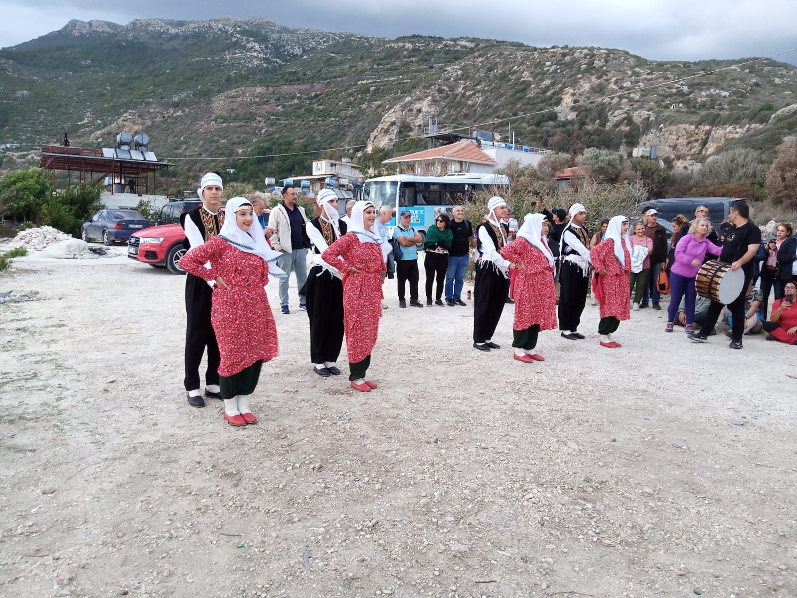 Zeytin Hasadı Umut Oldu: TURDAK, Hatay’da Depremzedelerle Buluştu