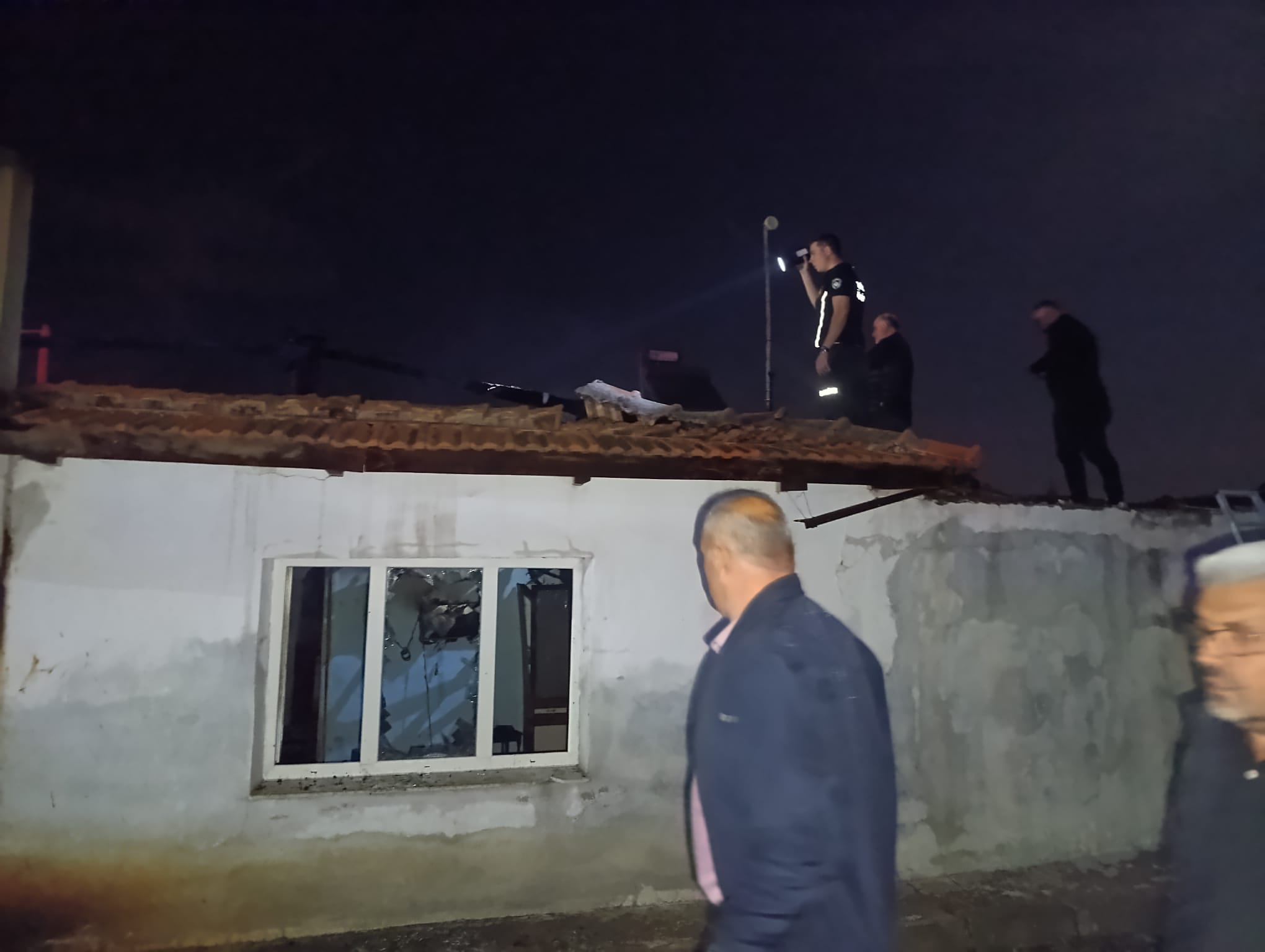 Turgutlu'da Korkutan Ev Yangını