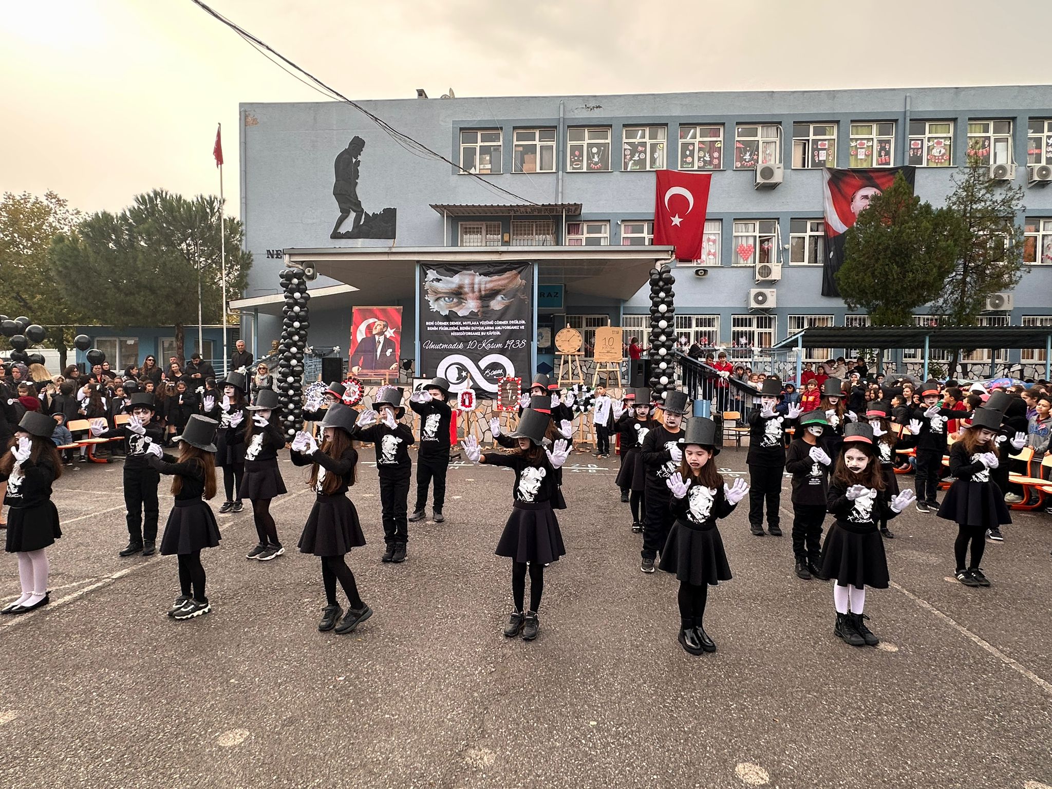 Turgutlu Arif Canpoyraz İlkokulu’ndan Atatürk'ü Anma Töreni