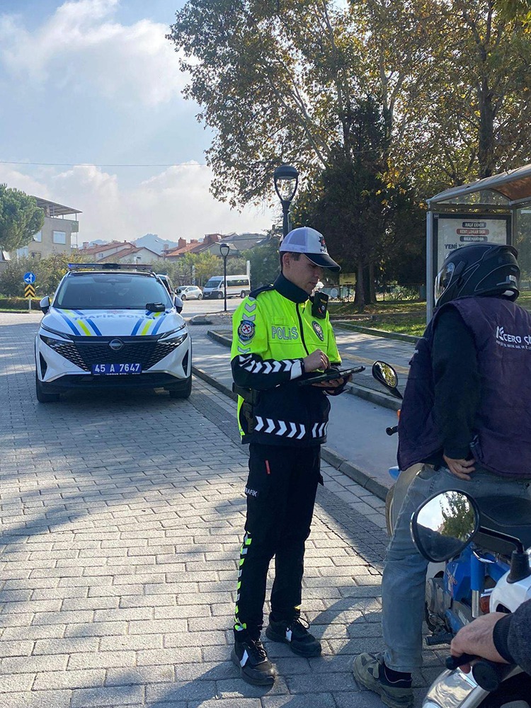 Manisa’da Üç Günde 696 Sürücüye 2 Milyon TL Trafik Cezası