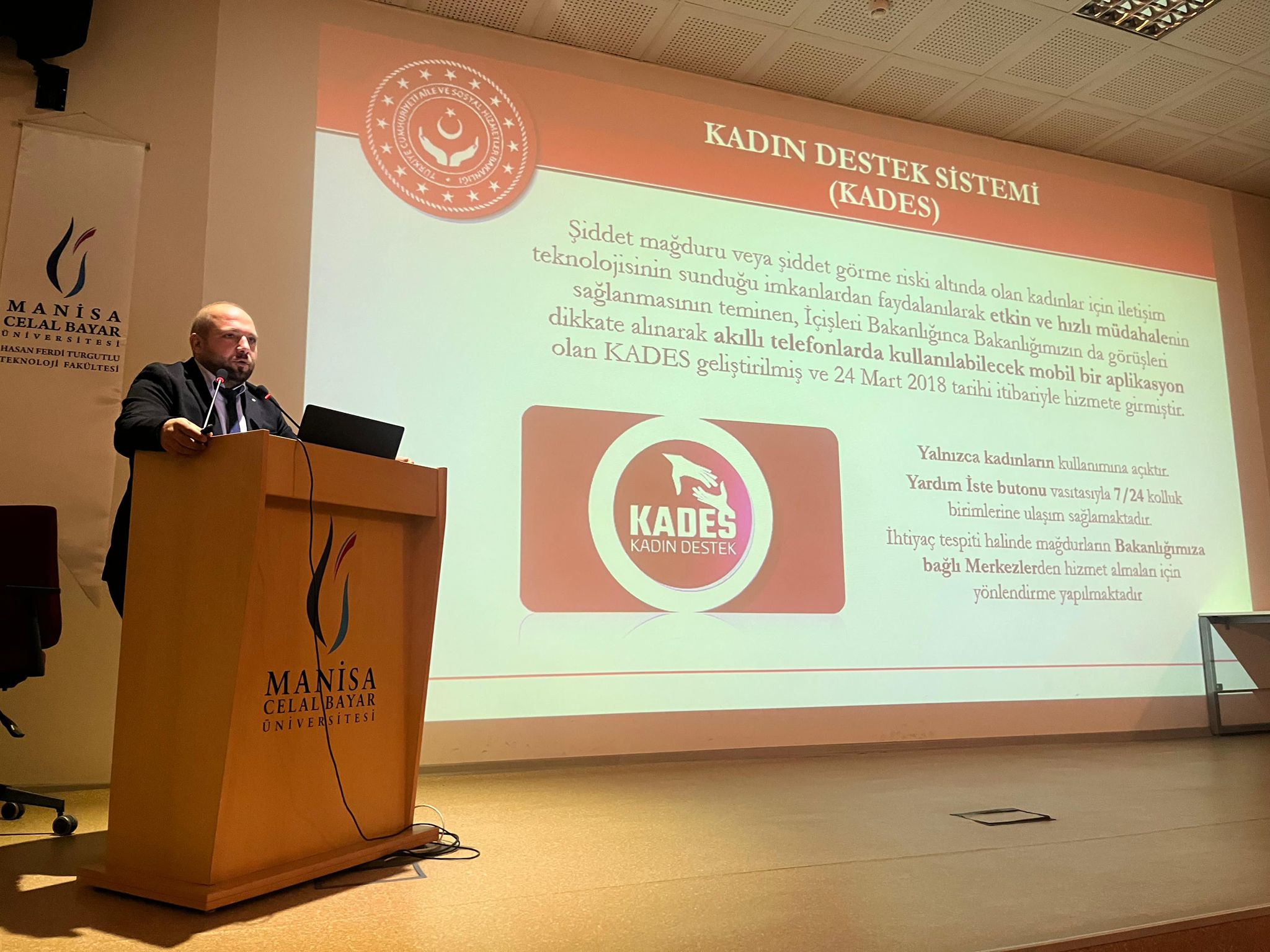 Hasan Ferdi Turgutlu Teknoloji Fakültesi'nde Kadına Şiddetle Mücadele Semineri Düzenlendi