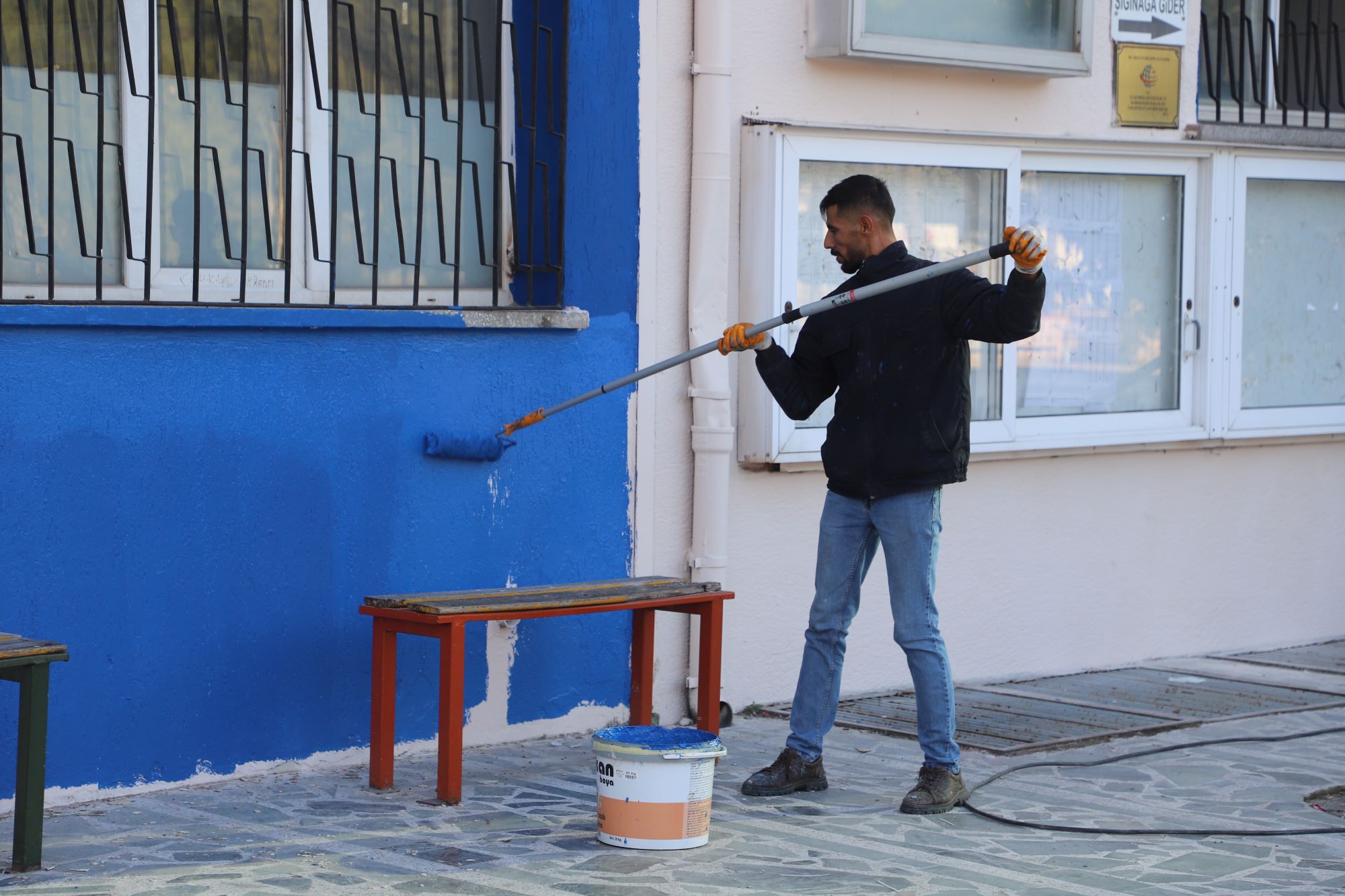 Turgutlu’da Park ve Bahçeler Ekiplerinden Kenti Güzelleştiren Dokunuşlar