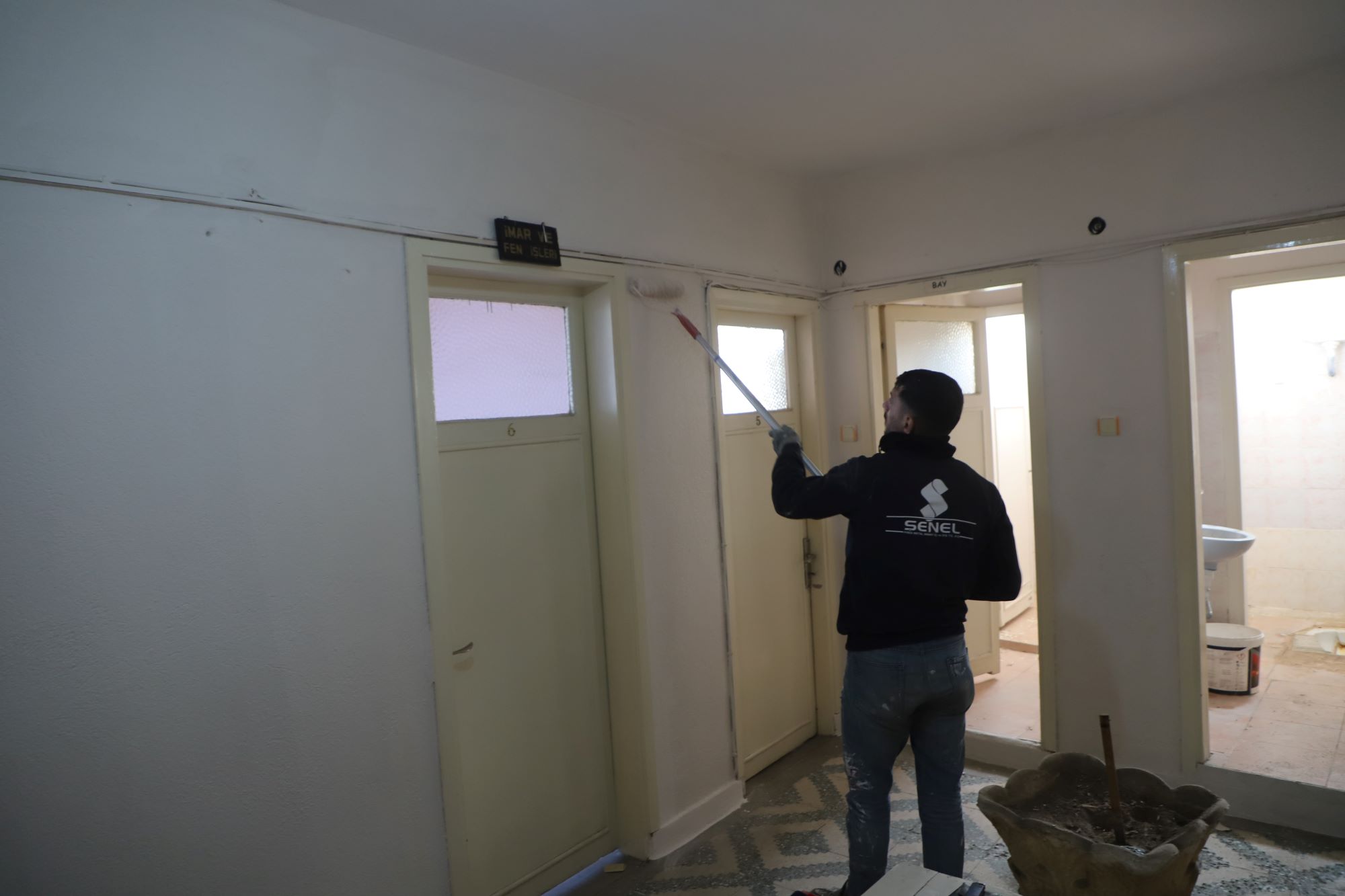 Turgutlu’da Park ve Bahçeler Ekiplerinden Kenti Güzelleştiren Dokunuşlar