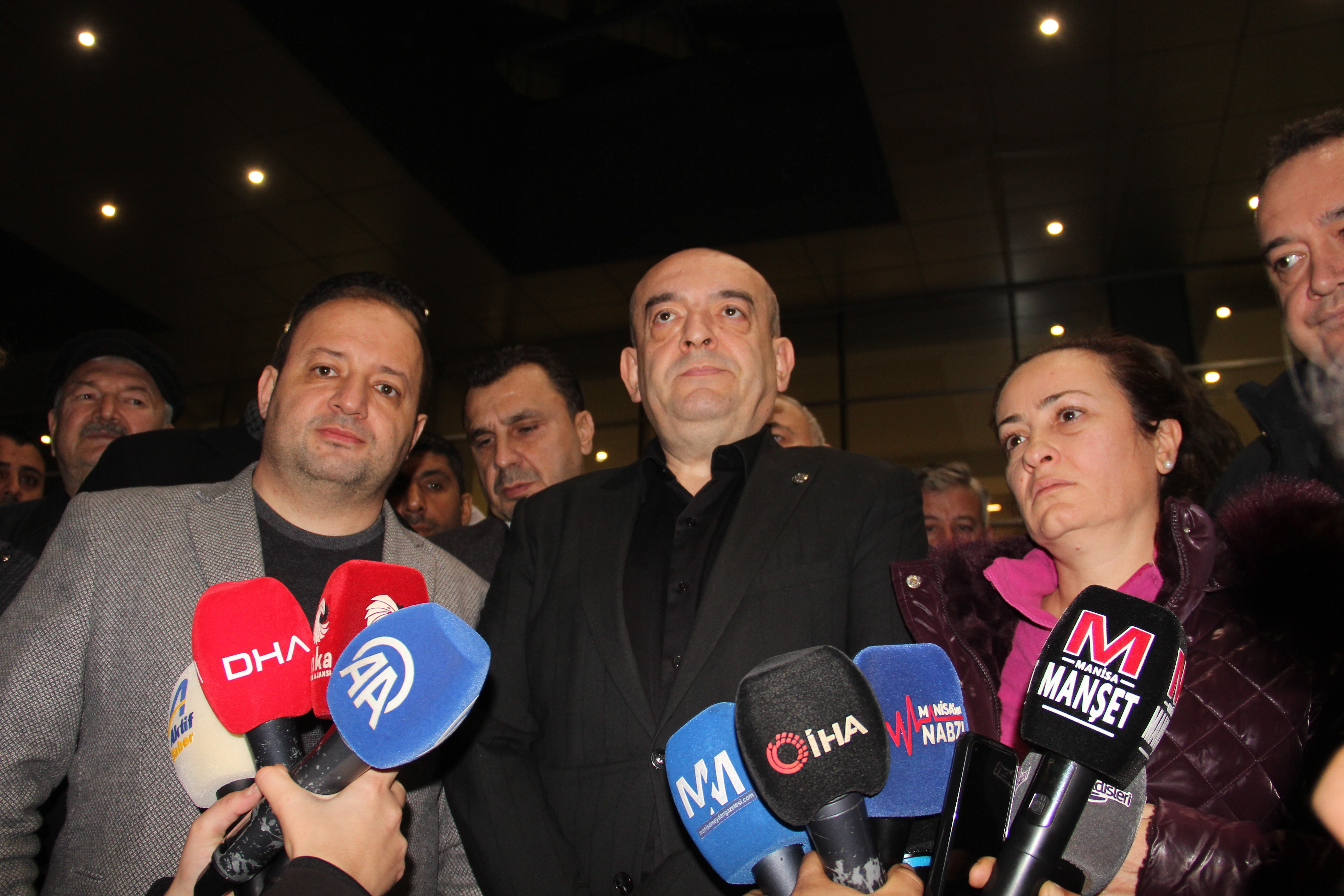 Gülşah Durbay'ın ölüm haberini alan Manisalılar hastaneye akın etti