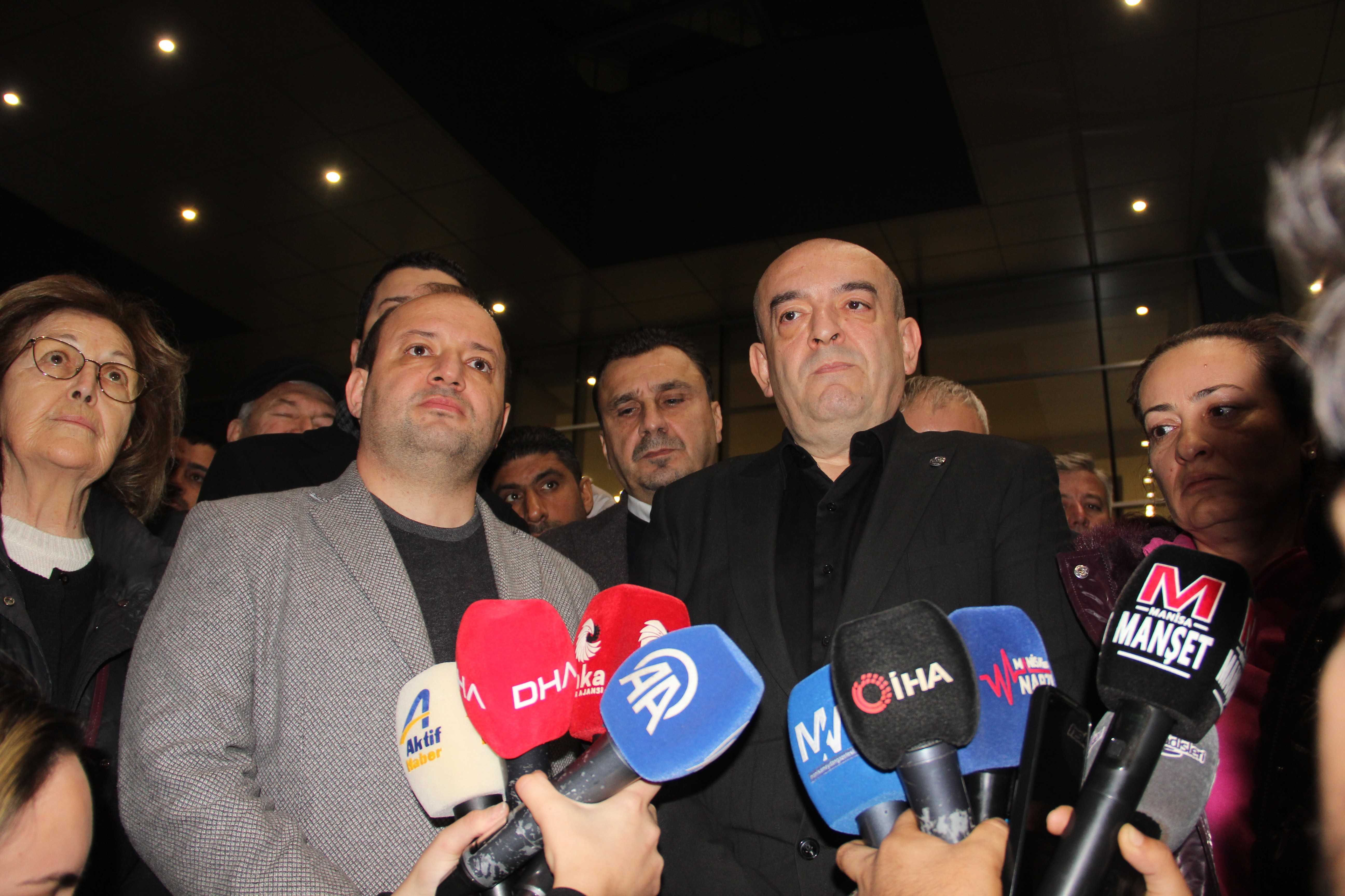 Gülşah Durbay'ın ölüm haberini alan Manisalılar hastaneye akın etti