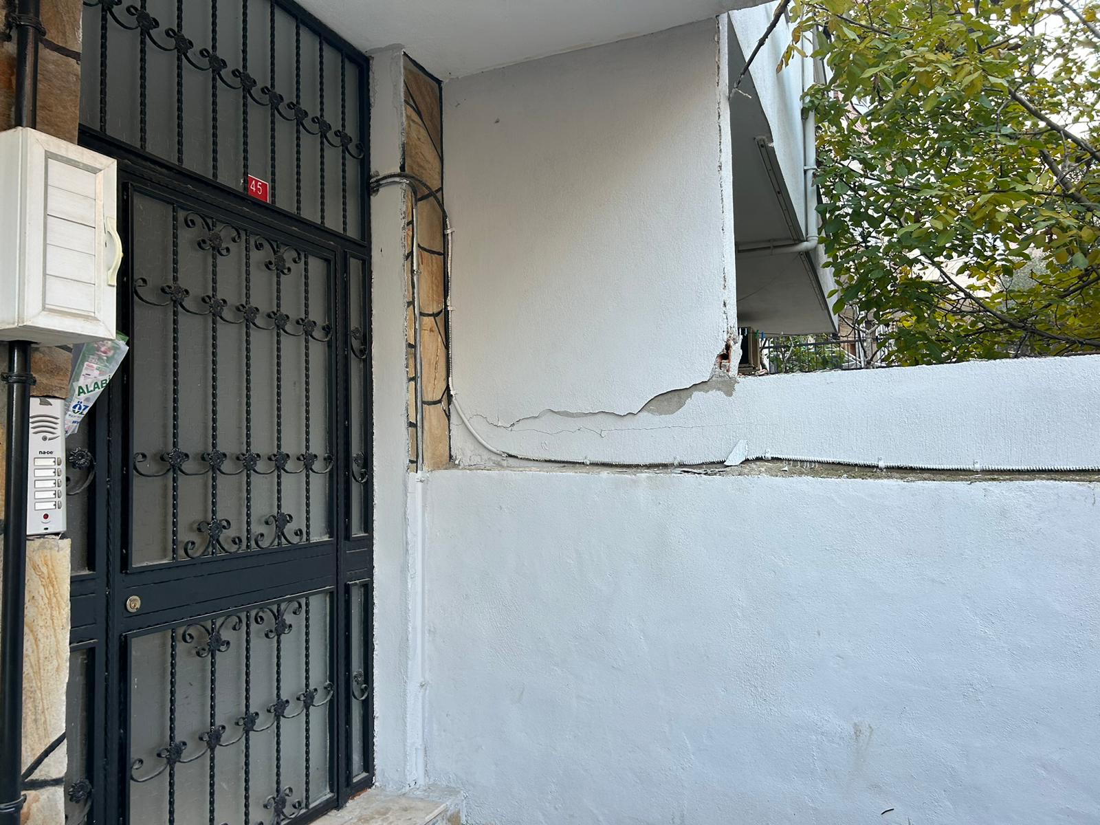 Turgutlu’da Tahliye Edilen Binalar Ekipler Tarafından İncelendi