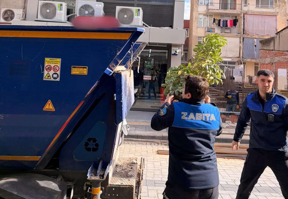 Turgutlu'da zabıta tek tek topladı!