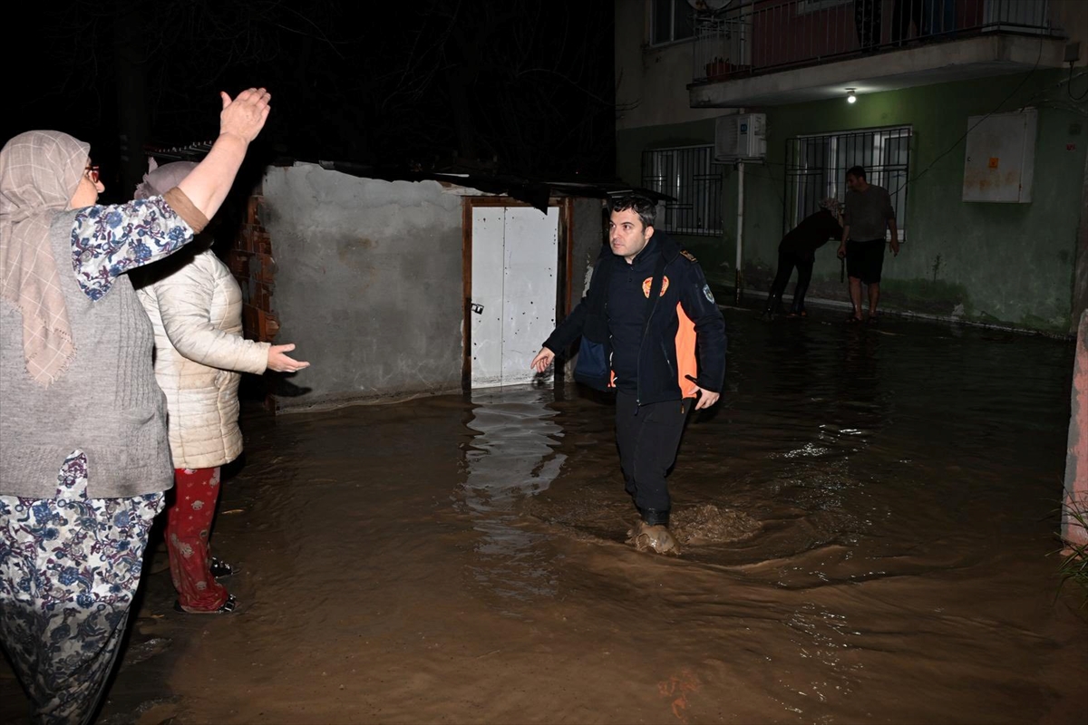 Besim Dutlulu: 'Manisa ciddi bir afet atlattı'
