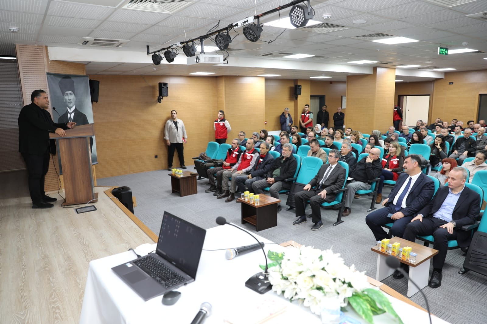 Manisa Tarımında Yeni Dönem: B-Reçete Sistemi 1 Temmuz’da Başlıyor
