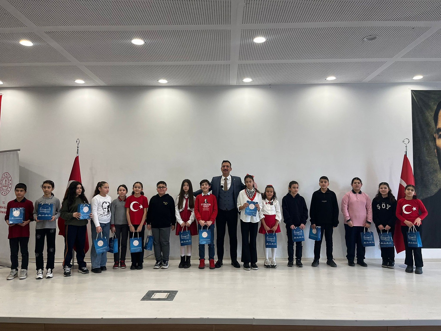 İstiklal Marşı’nı Güzel Okuma Yarışması’nda İl Birinciliği Kula’ya