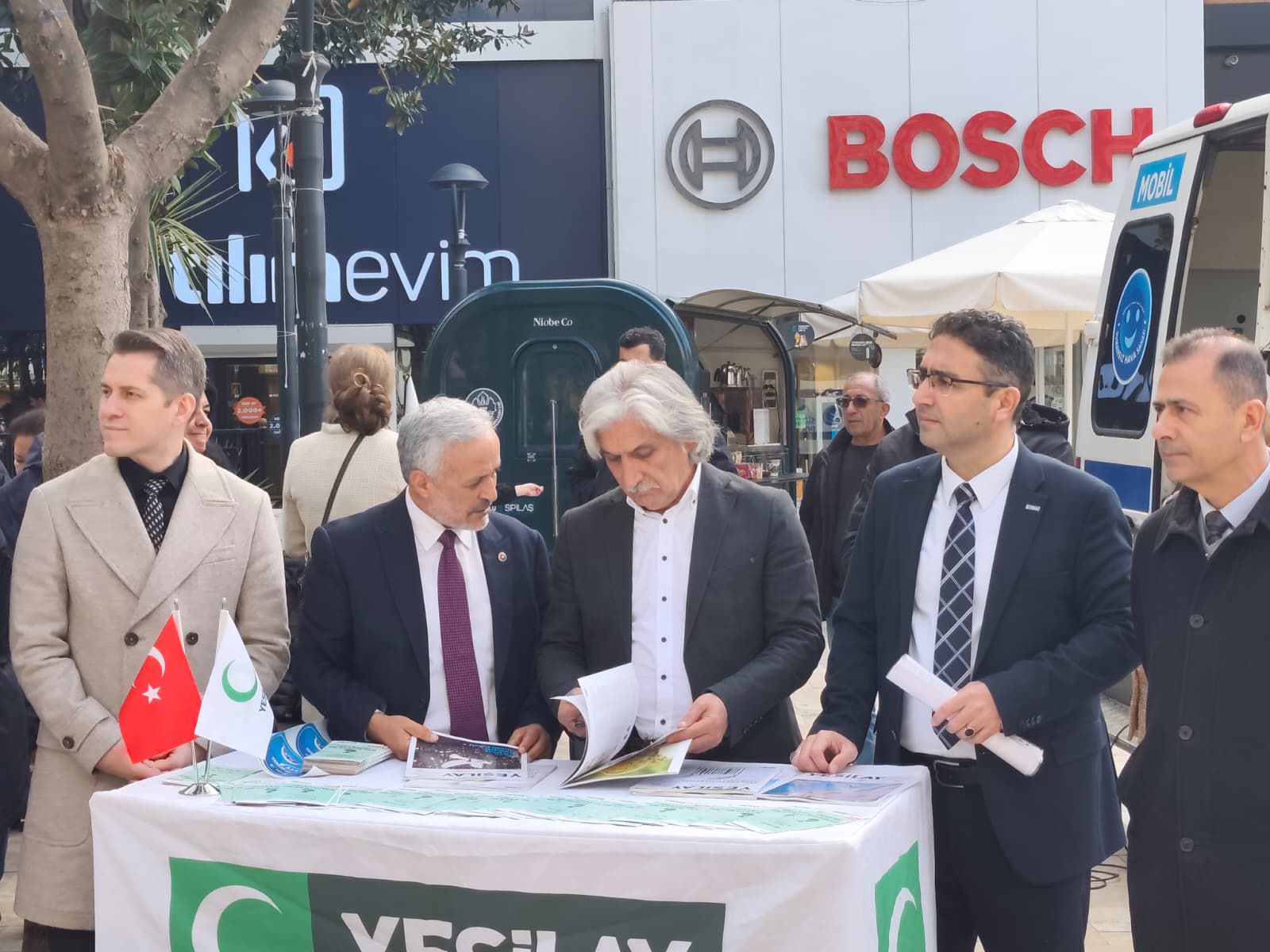 Manisa Bağımlılıkla Mücadele Platformu 9 Şubat Yürüyüşüne Katıldı