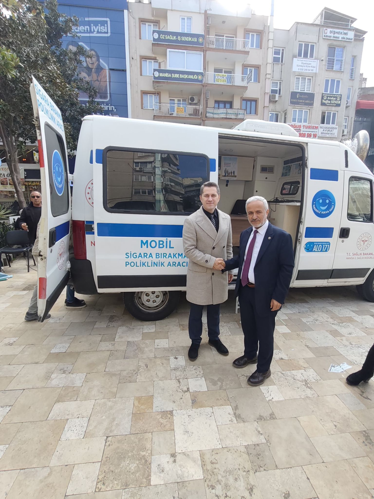 Manisa Bağımlılıkla Mücadele Platformu 9 Şubat Yürüyüşüne Katıldı