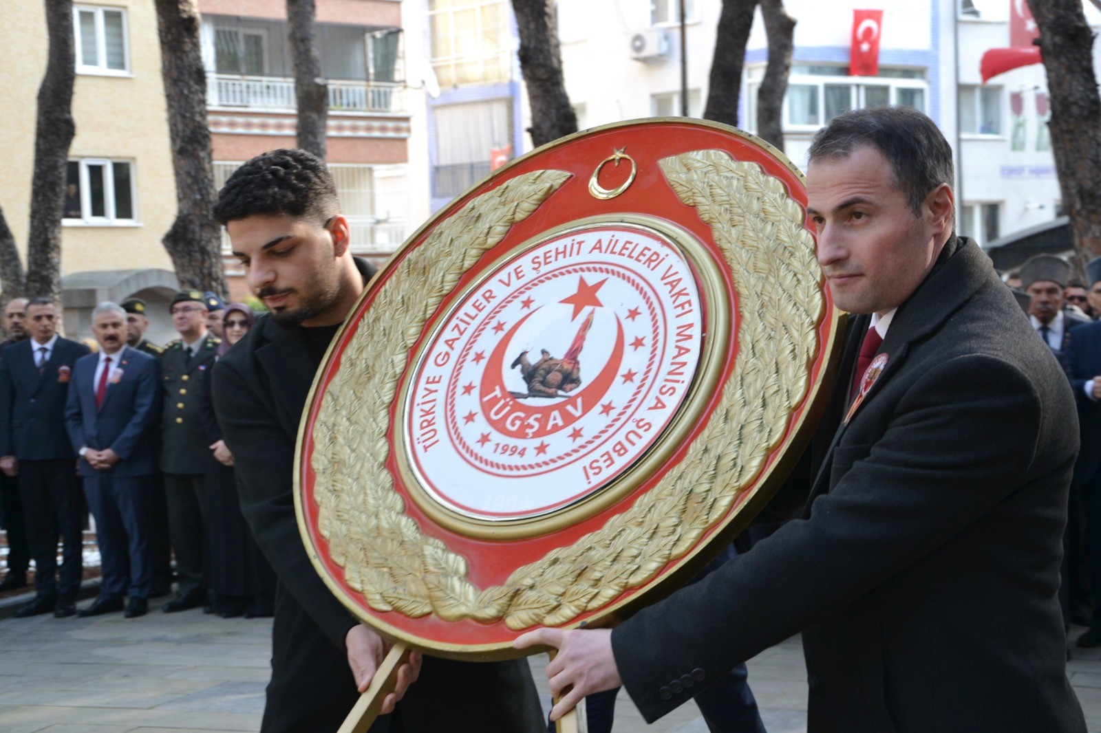Manisa’da Çanakkale Zaferi’nin 111. yılı törenle anıldı