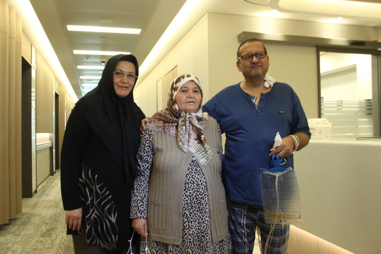 9 Ayda 15 Kilo Verip Damadına Böbreğini Verdi